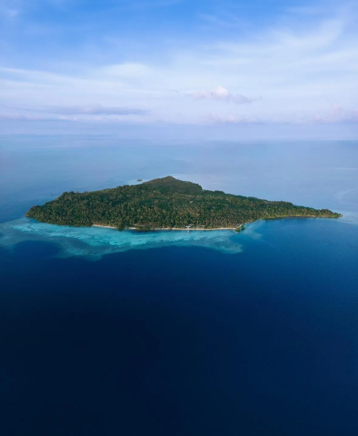 Reconnect - Private Island Resort & Dive Center Togean - Buka Buka Island