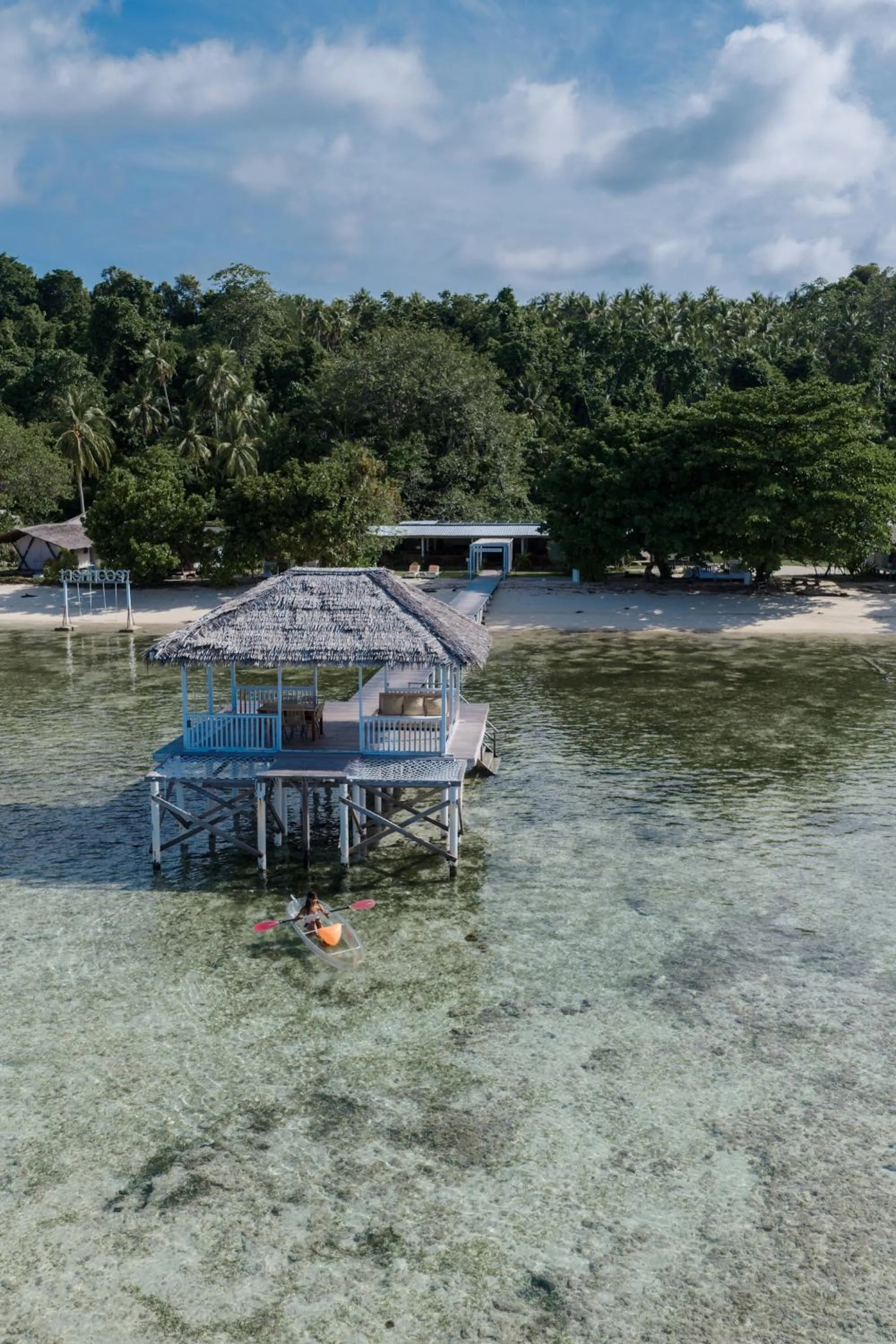 Reconnect - Private Island Resort & Dive Center Togean - Buka Buka Island