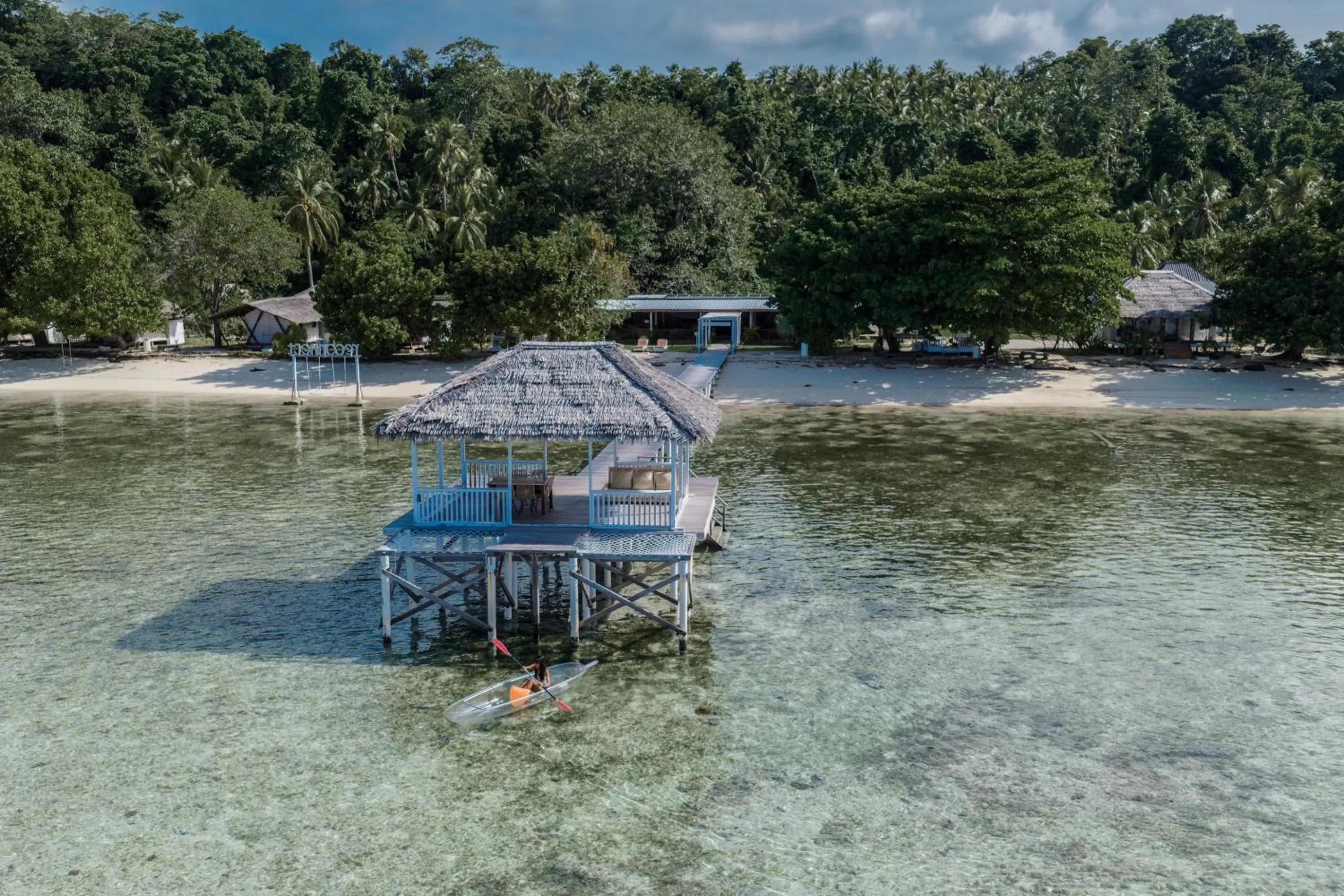 Reconnect - Private Island Resort & Dive Center Togean - Buka Buka Island
