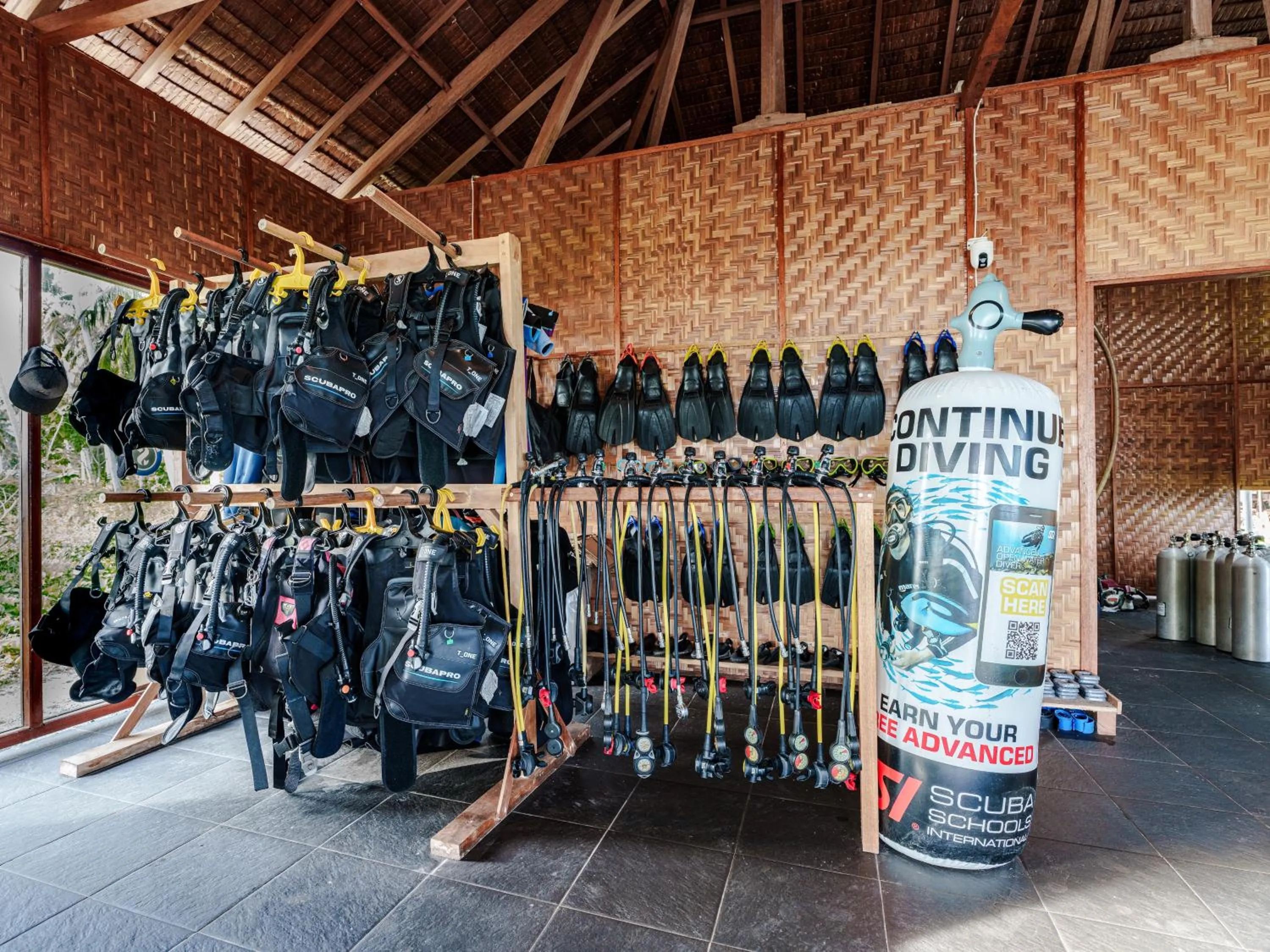 Reconnect - Private Island Resort & Dive Center Togean - Buka Buka Island