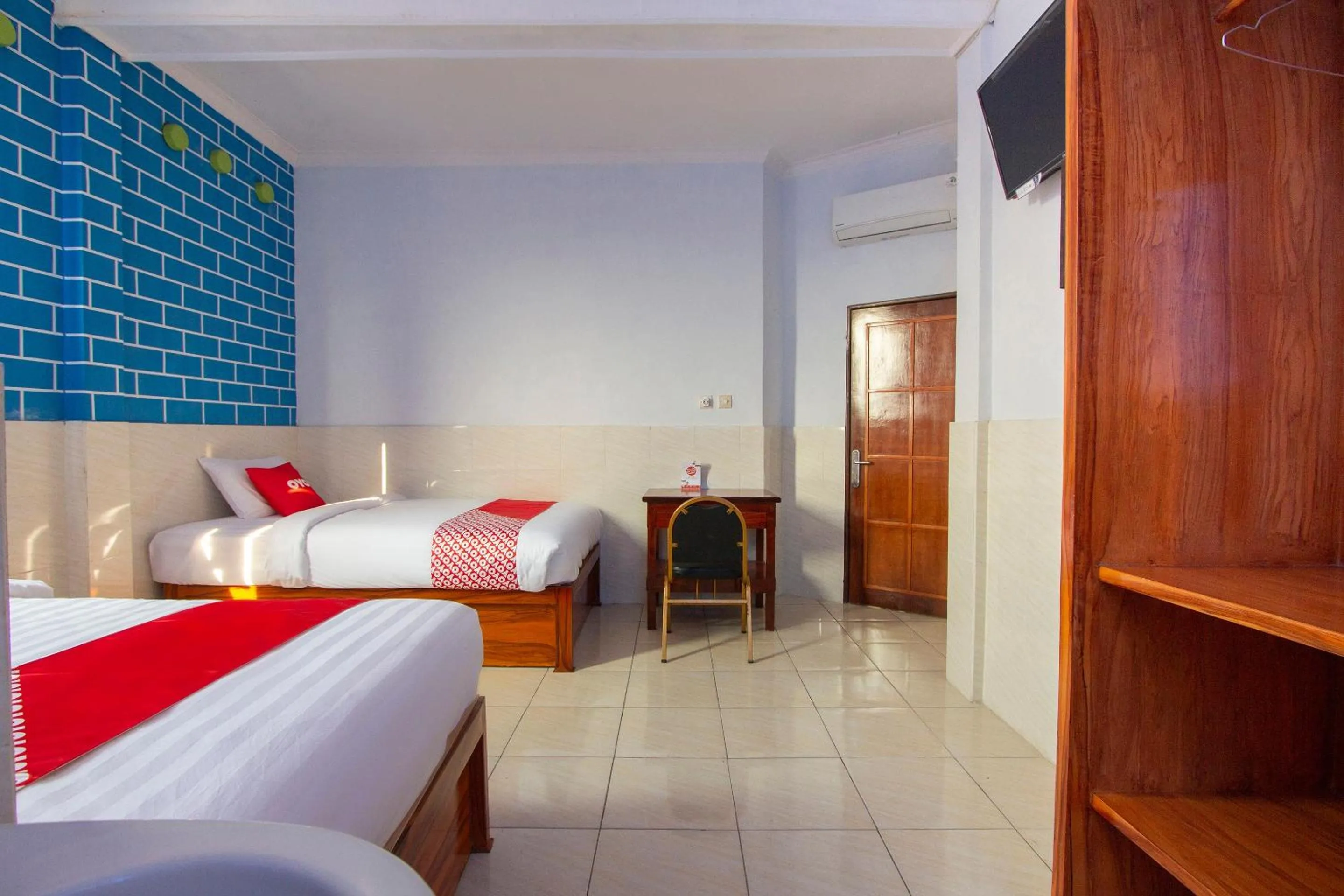 Bedroom, Bed in OYO Life 3720 Homestay Gayatri Janti