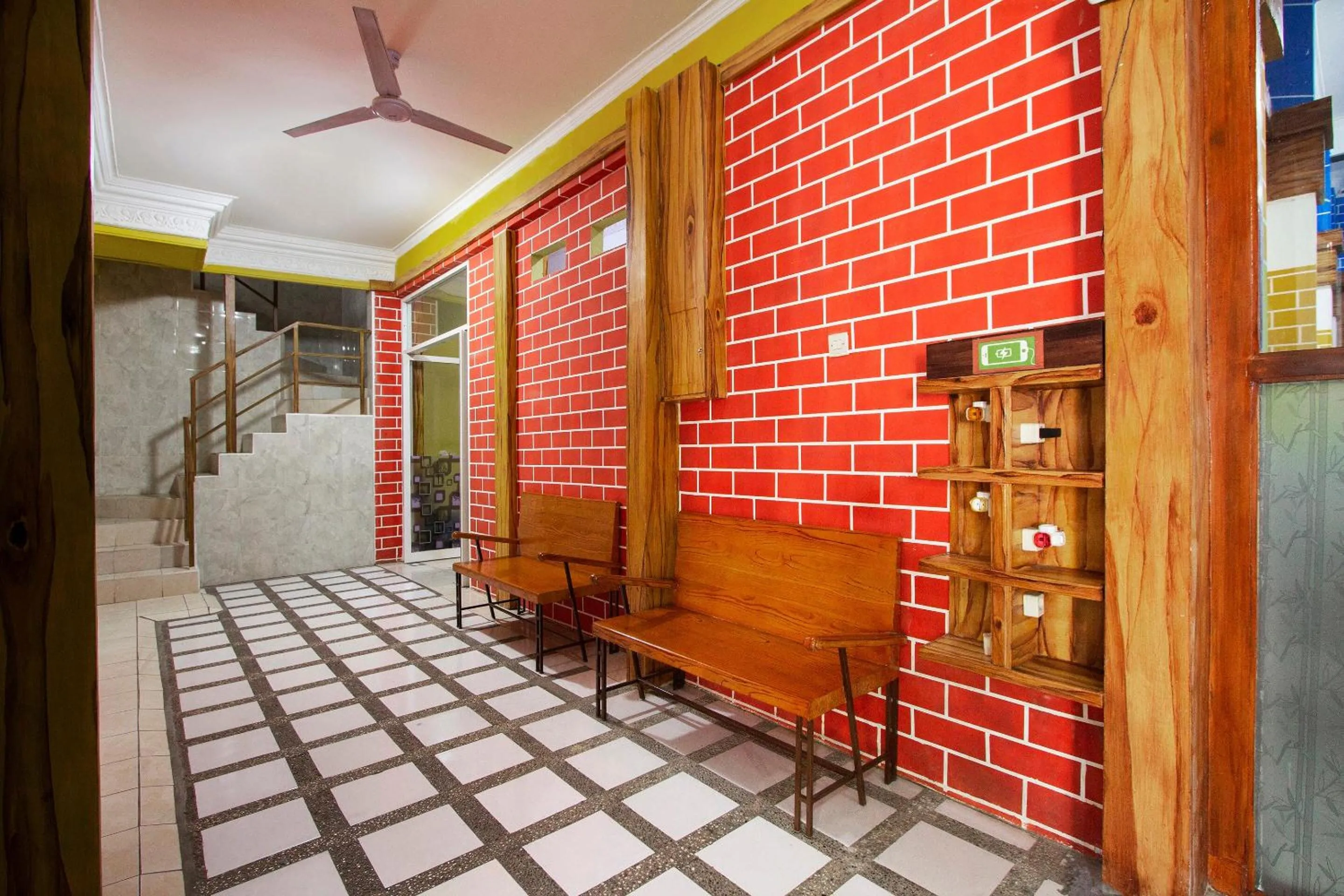 Lobby or reception in OYO Life 3720 Homestay Gayatri Janti