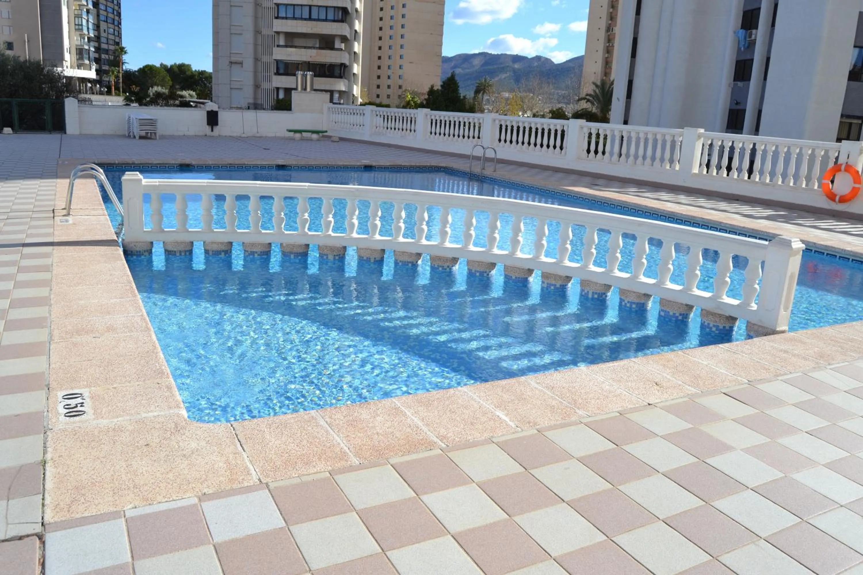 Swimming pool in Pierre & Vacances Benidorm Levante - Adults Recommended