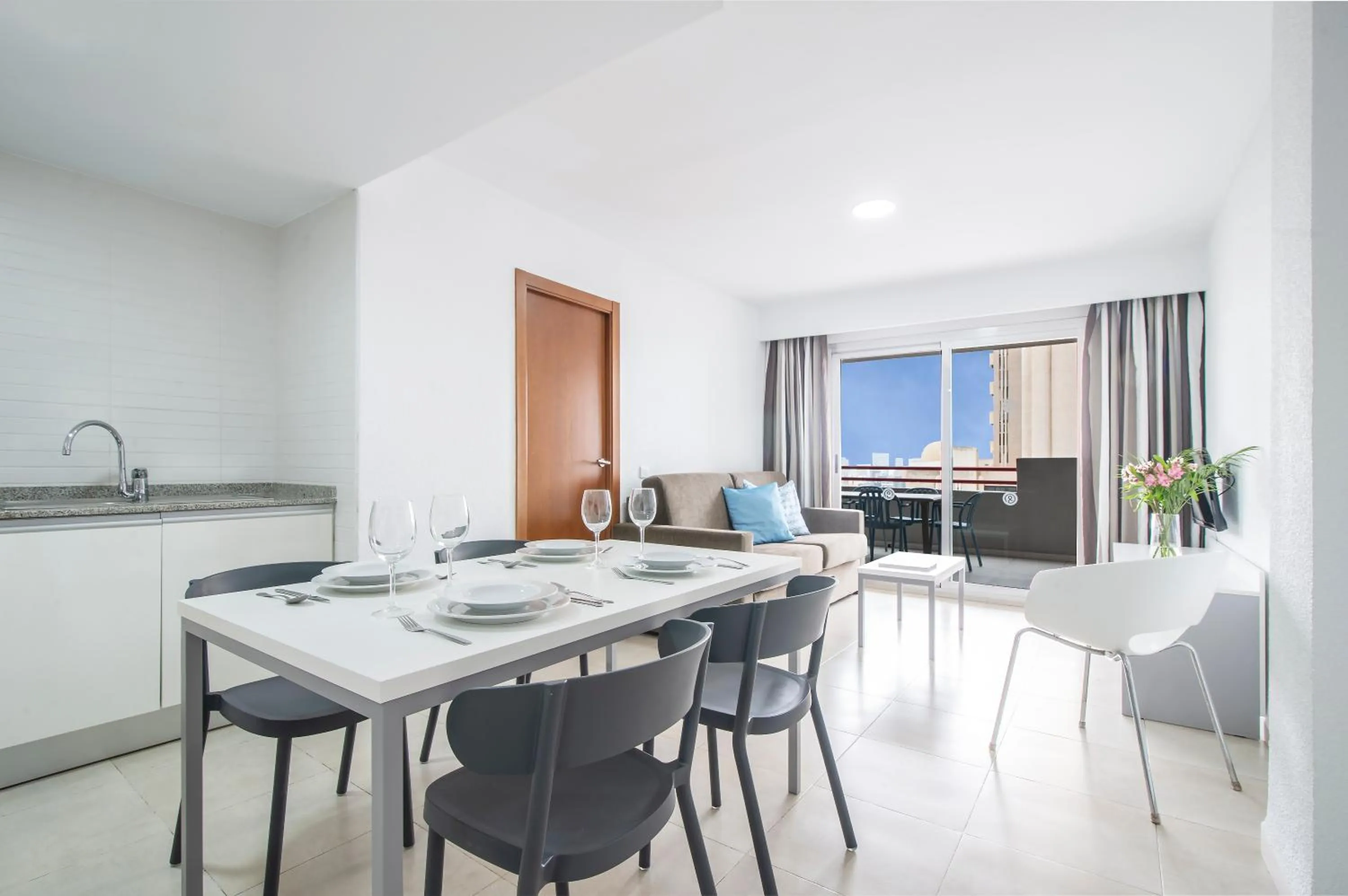 Balcony/Terrace in Pierre & Vacances Benidorm Levante - Adults Recommended