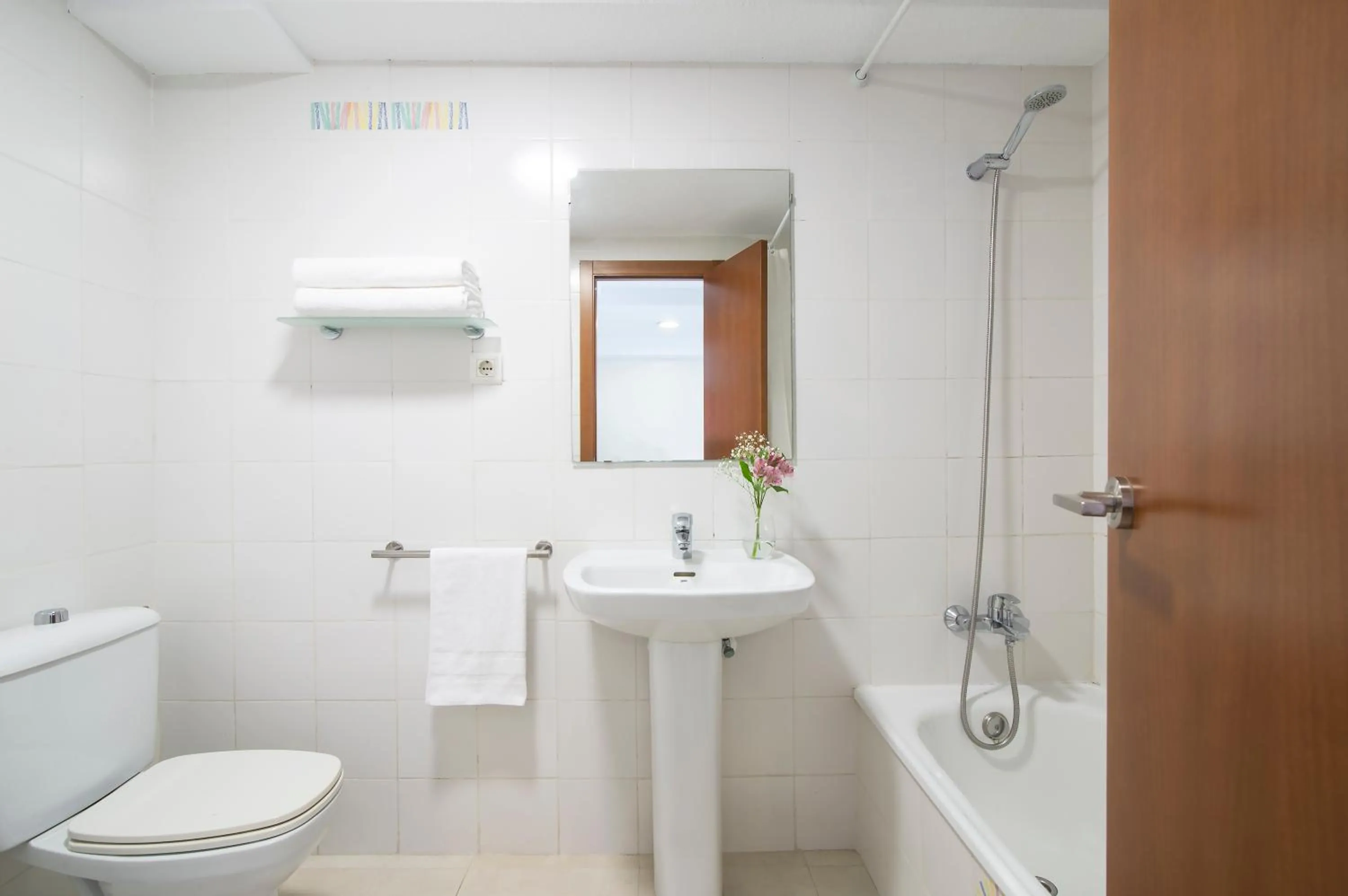 Bathroom in Pierre & Vacances Benidorm Levante - Adults Recommended