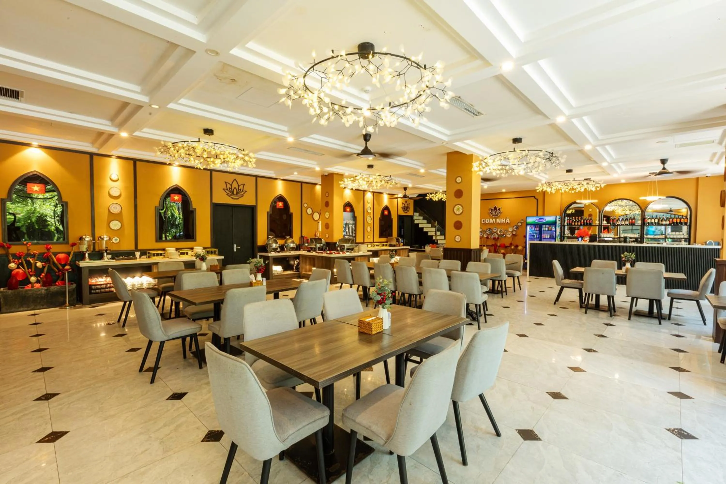 Restaurant/places to eat in Paralia Khem Beach Phu Quoc Hotel