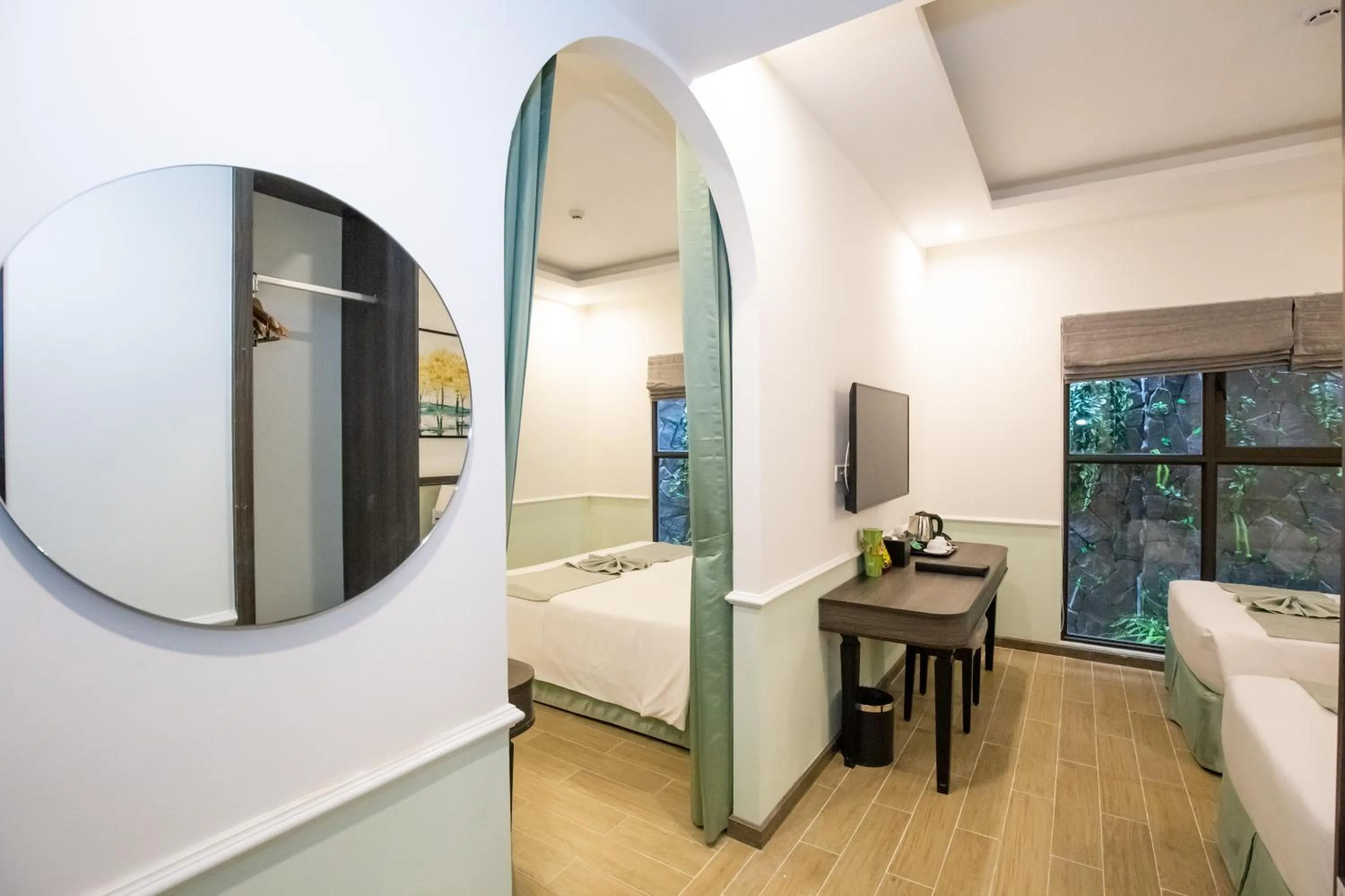 Bedroom, Bed in Paralia Khem Beach Phu Quoc Hotel