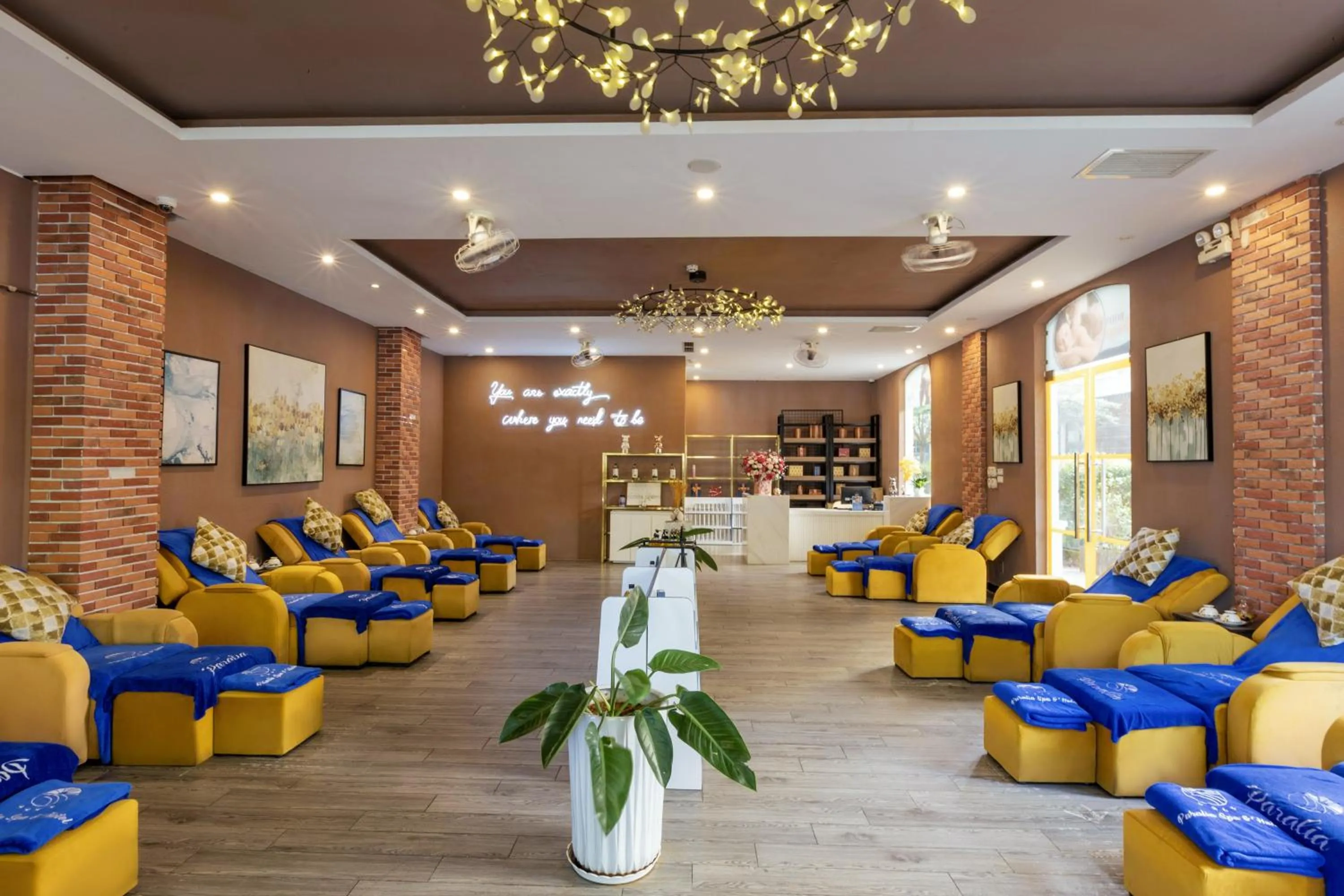 Massage in Paralia Khem Beach Phu Quoc Hotel