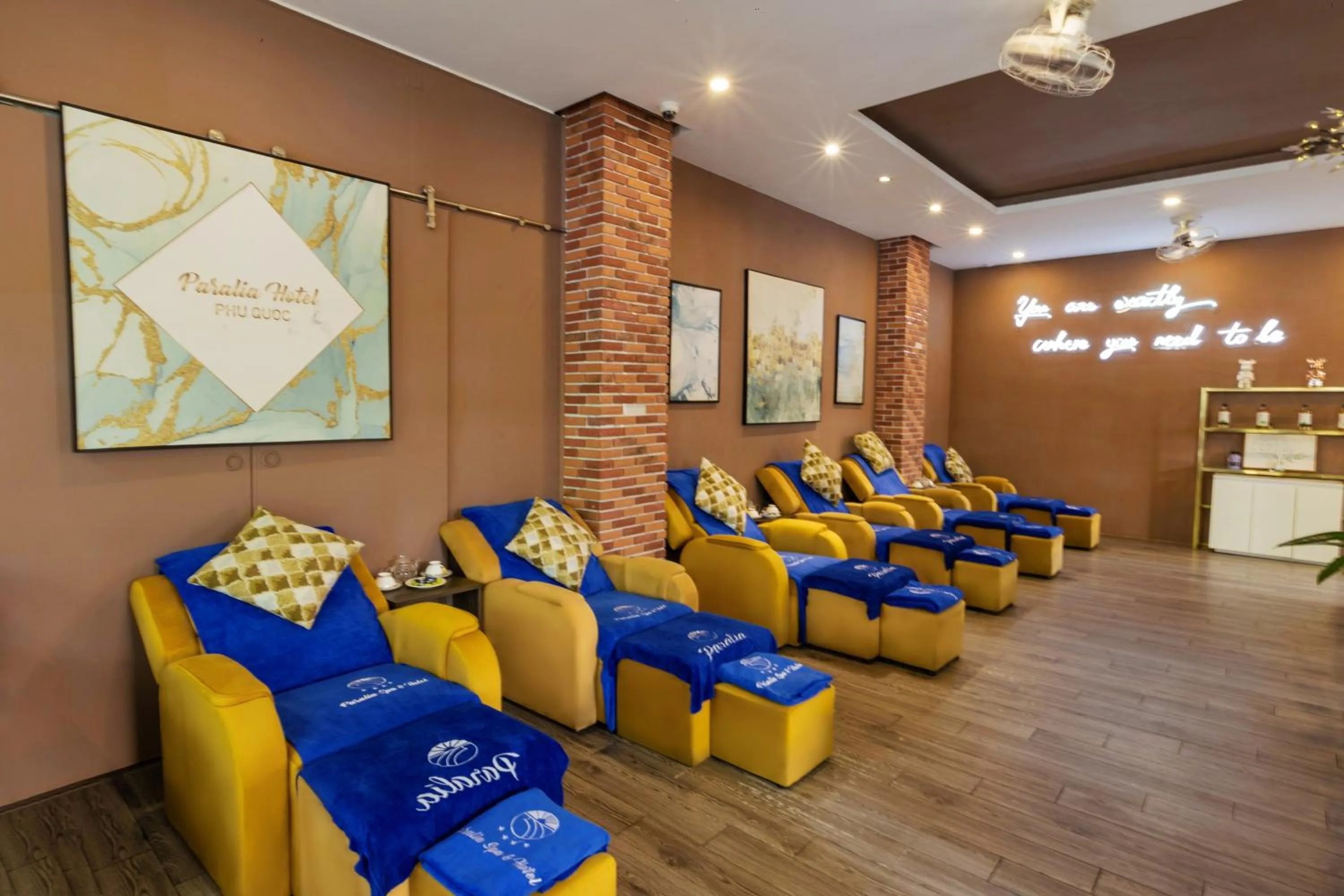 Massage in Paralia Khem Beach Phu Quoc Hotel