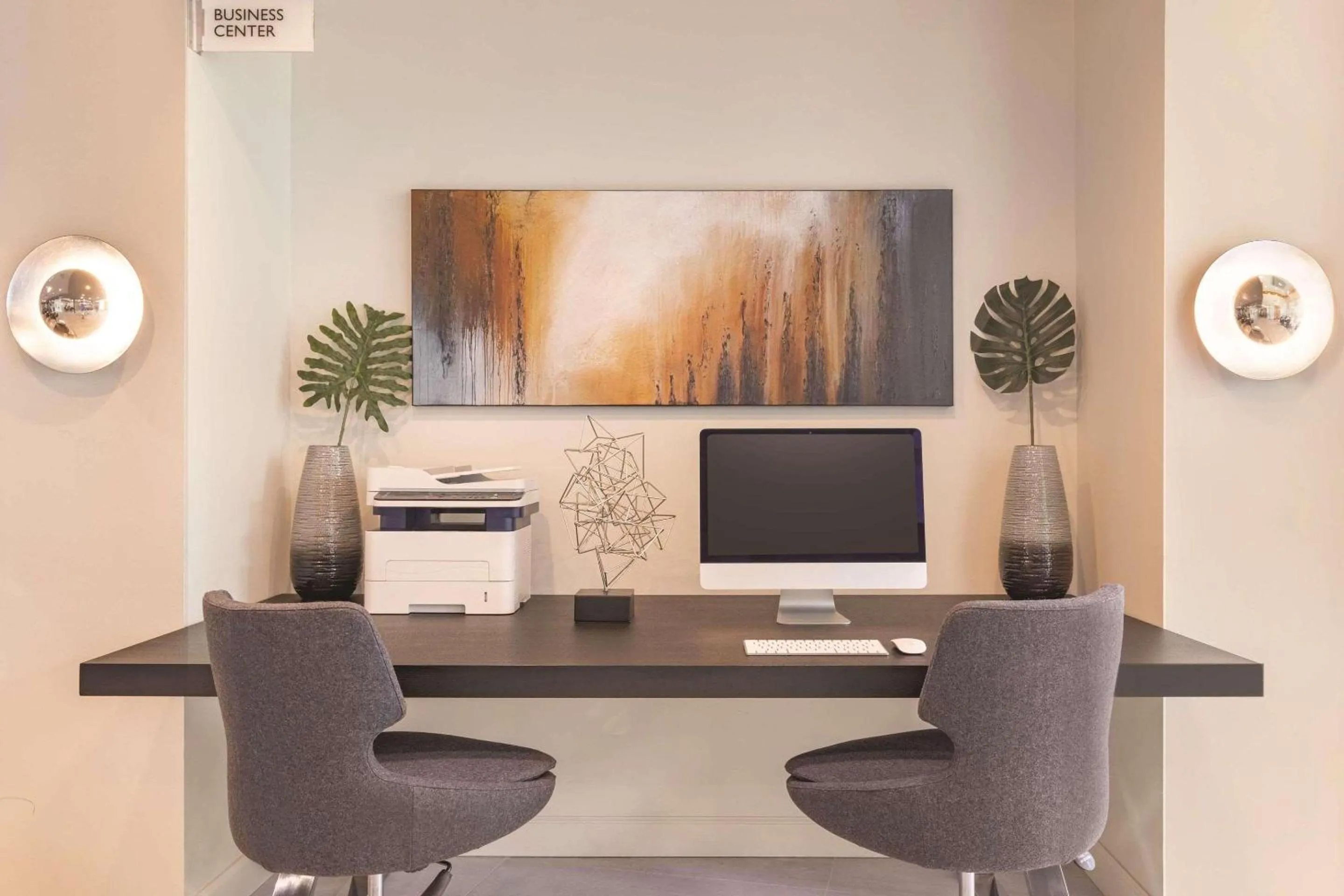 Business facilities in Radisson Hotel Atlanta Airport