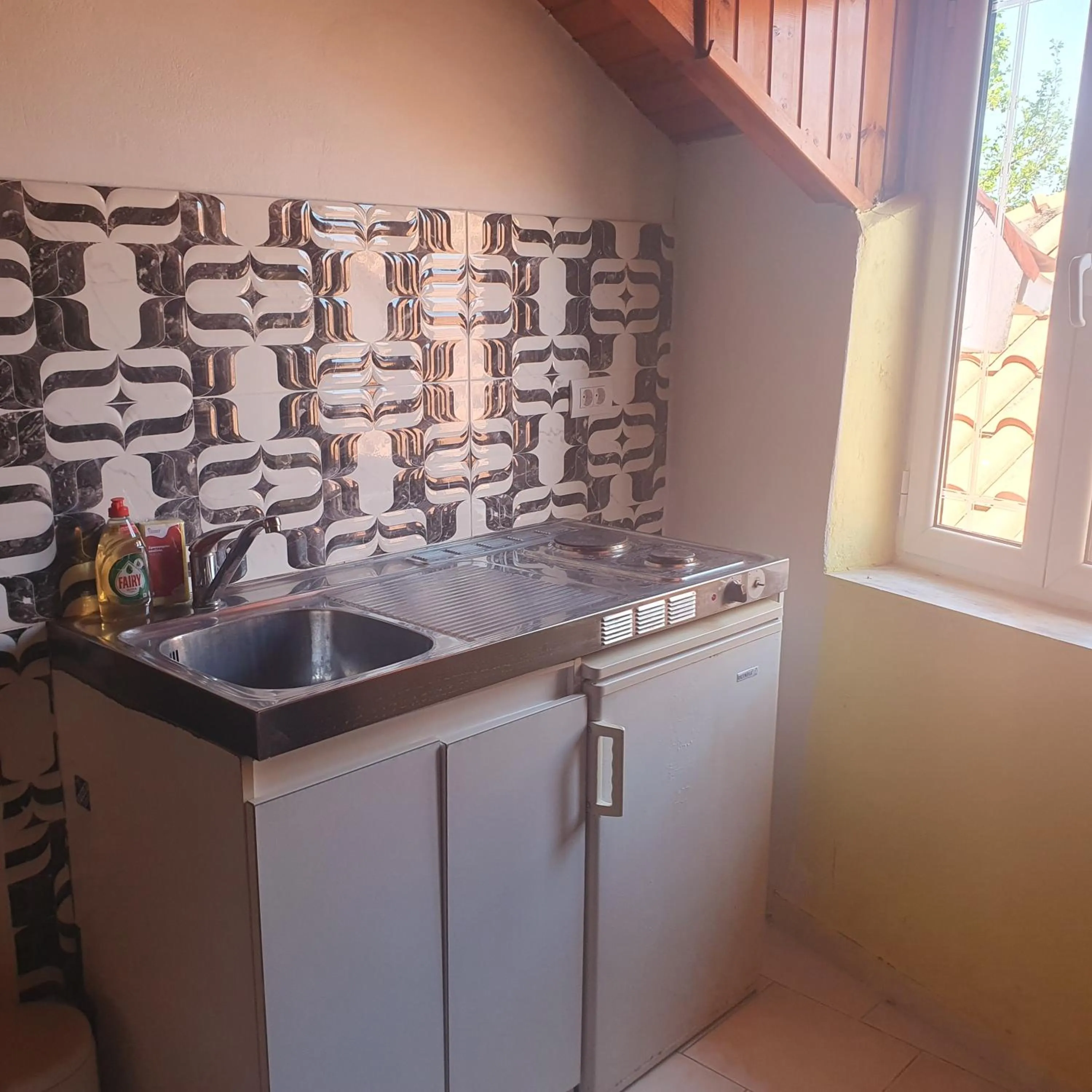 Kitchen or kitchenette in Belvedere Zakynthos Studios