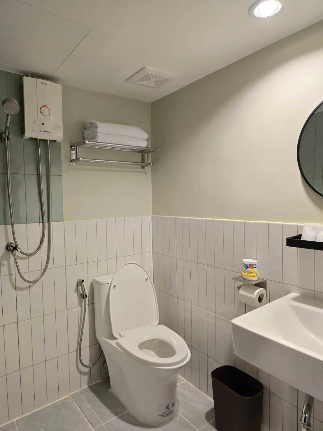 The Krungkasem Srikrung Hotel