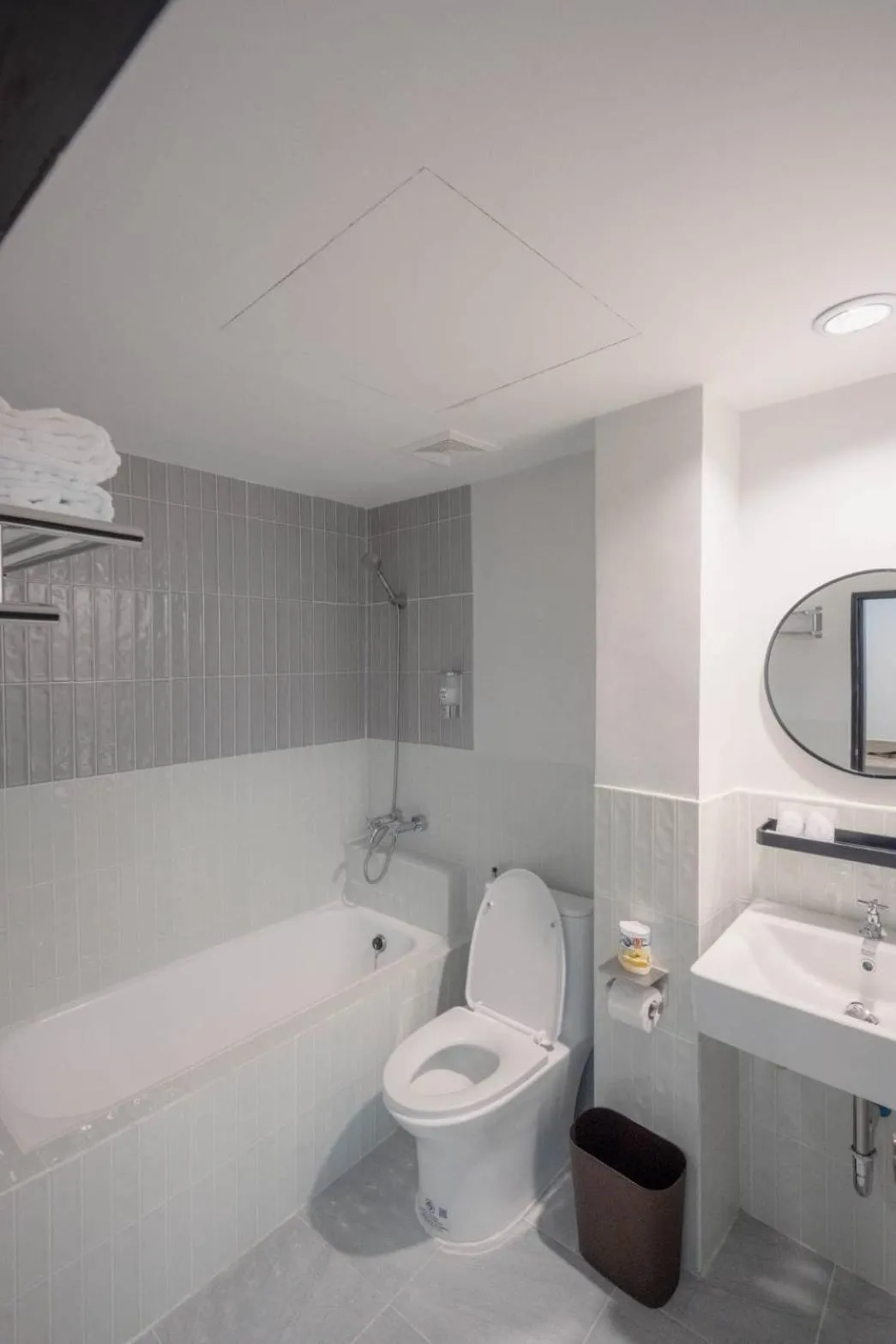 The Krungkasem Srikrung Hotel