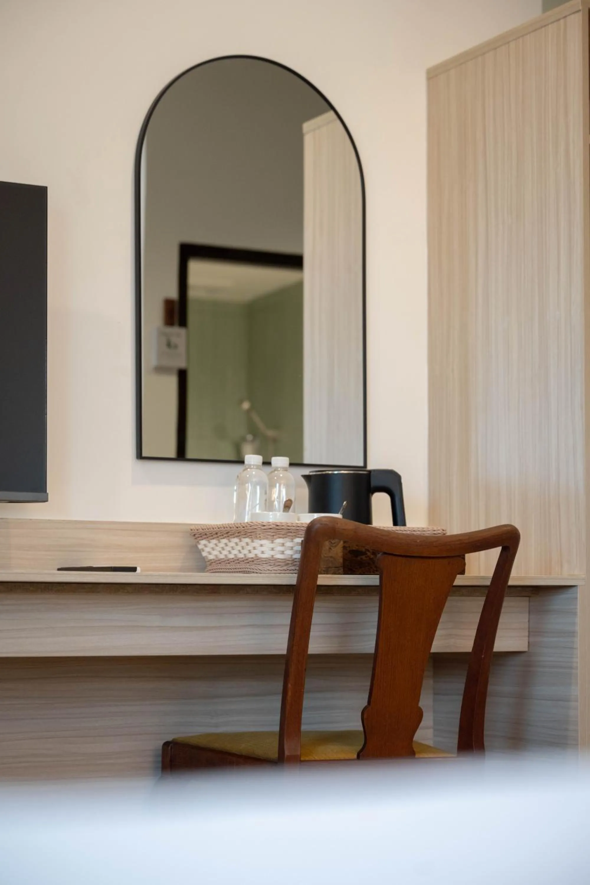 The Krungkasem Srikrung Hotel