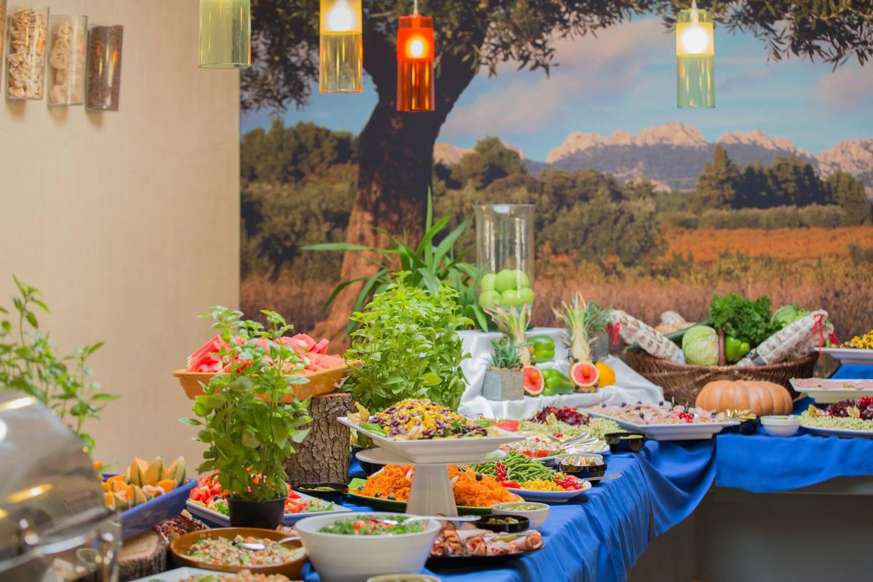 Food and drinks in Vacances Bleues Hôtel Castel Luberon