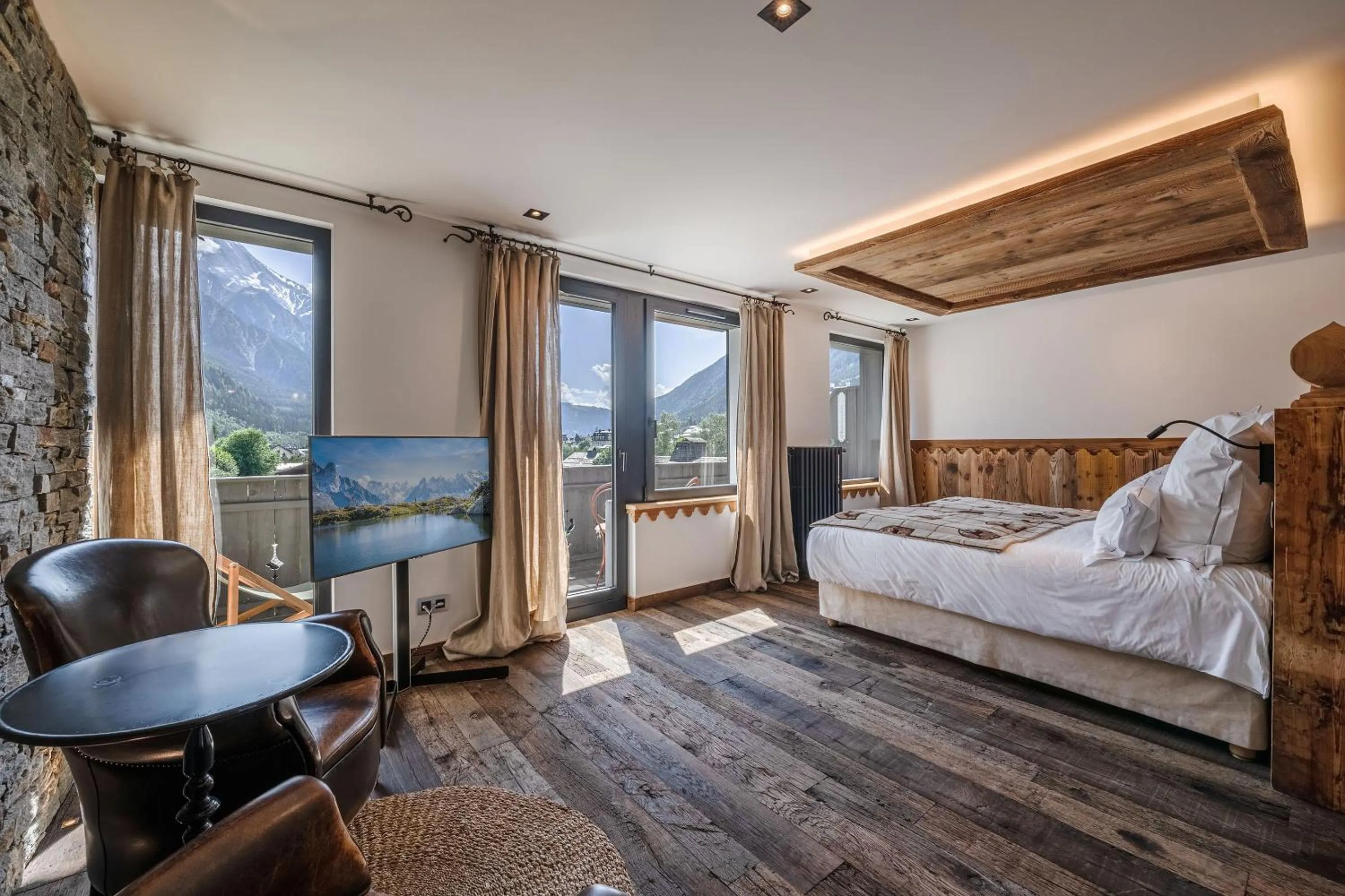 Bed in Chalet-Hôtel Hermitage