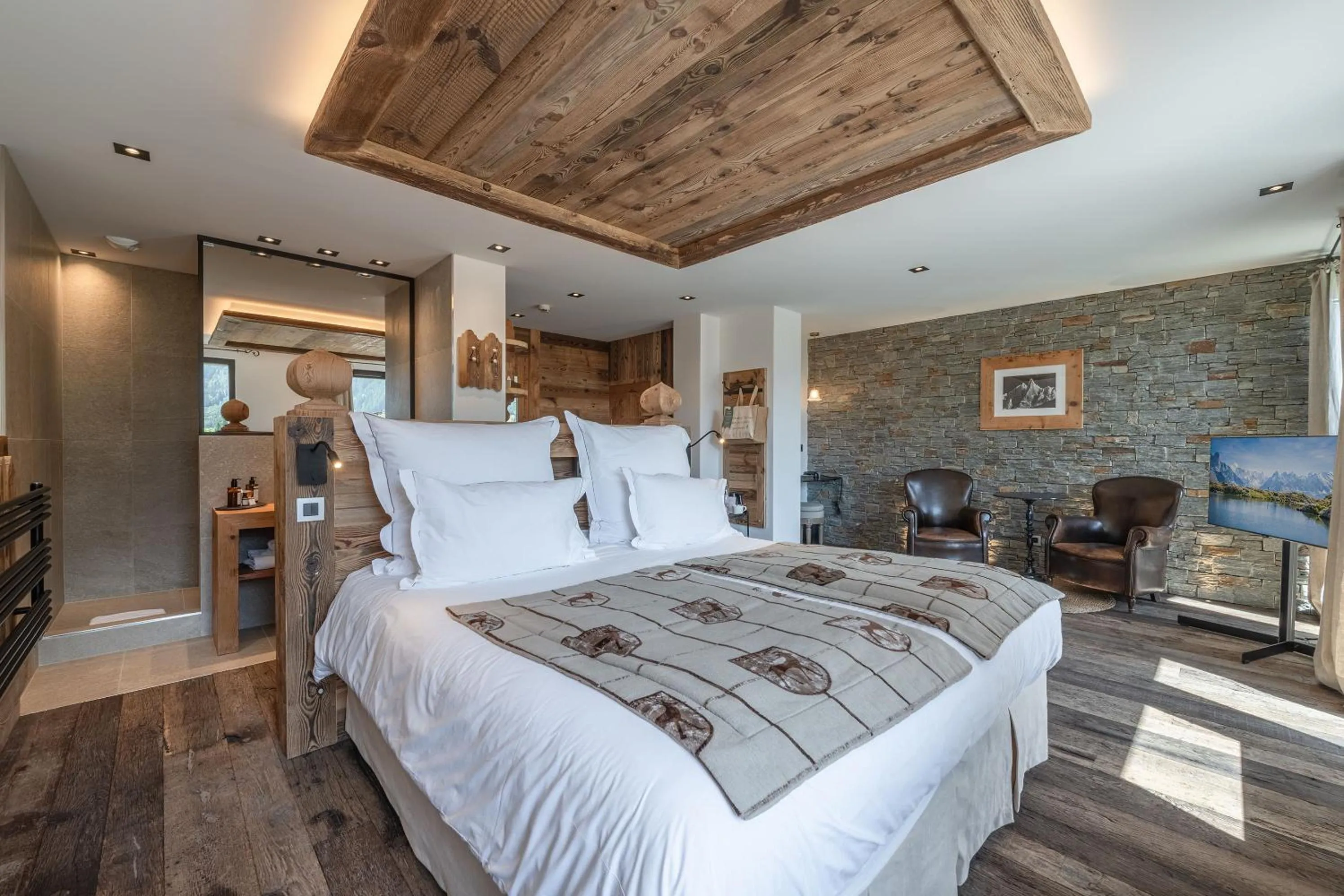 Bed in Chalet-Hôtel Hermitage