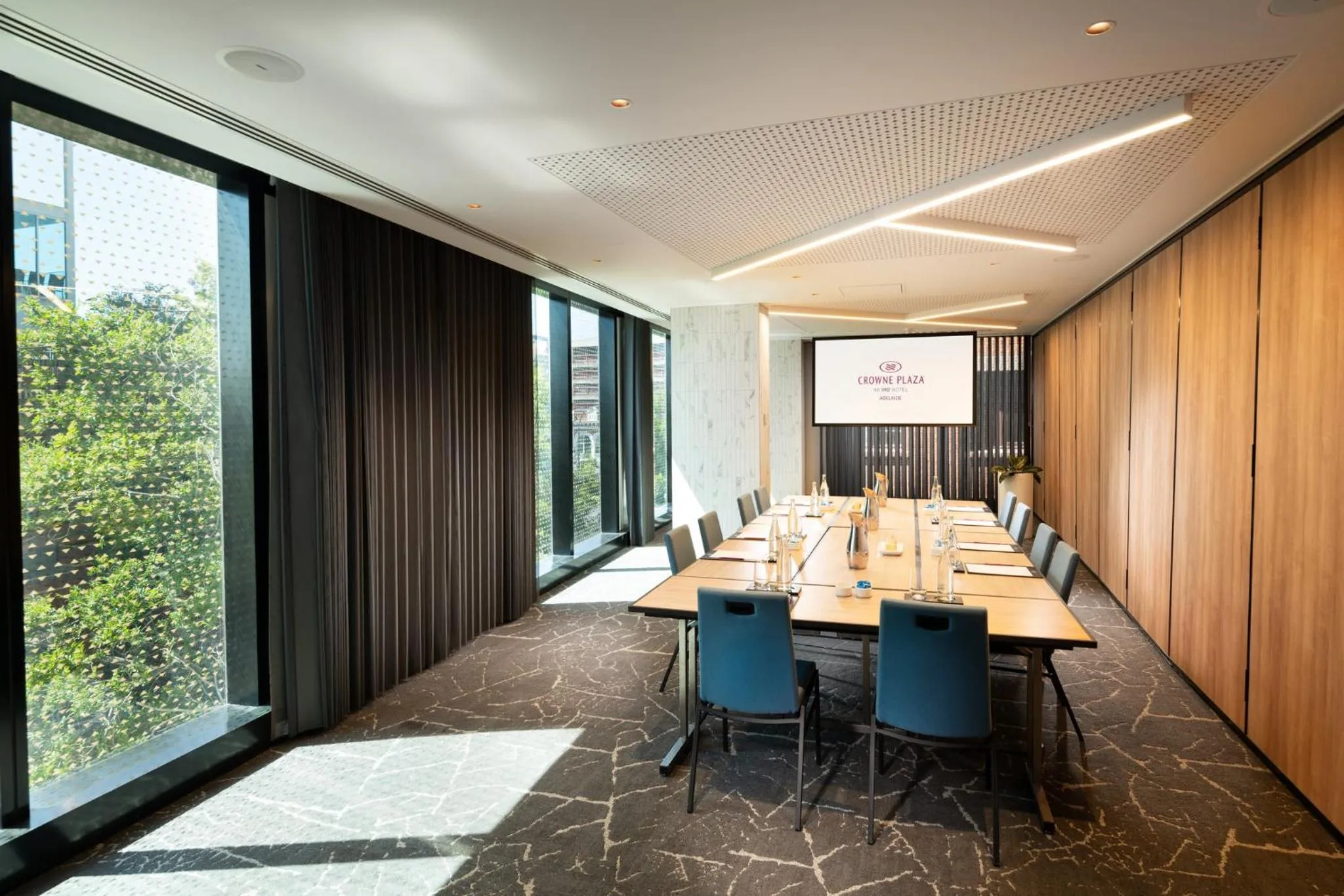 Meeting/conference room in Crowne Plaza Adelaide by IHG