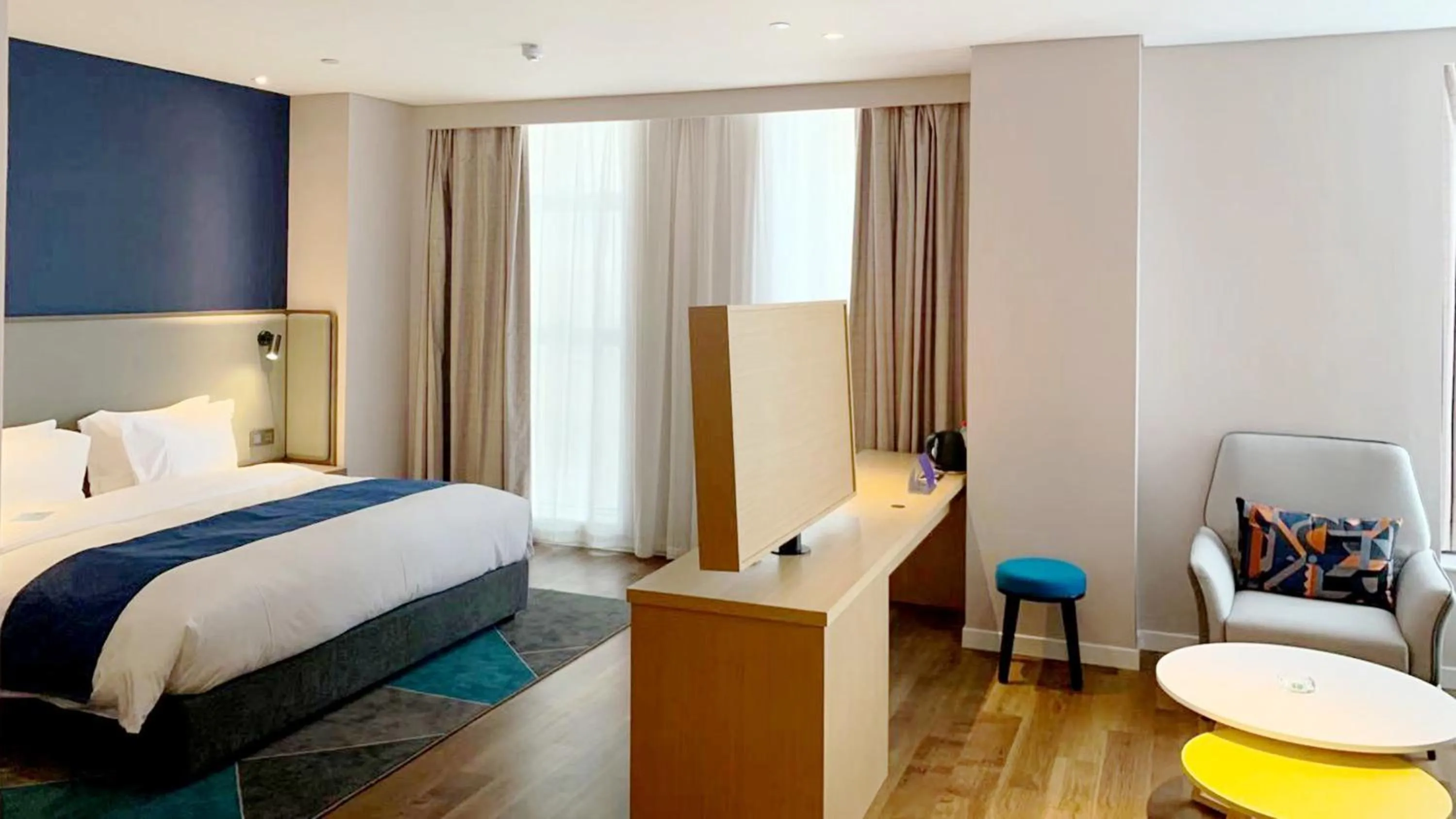 Photo of the whole room, Bed in Holiday Inn Express Linyi West, an IHG Hotel