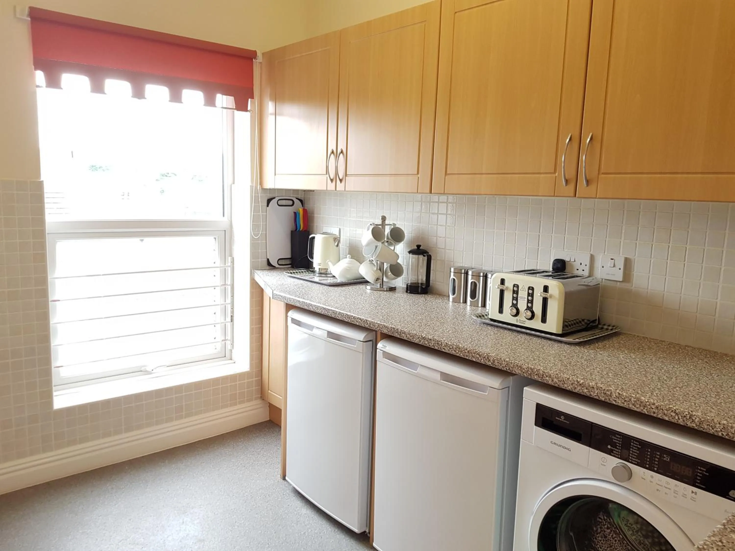 Kitchen or kitchenette in Saltburn Holidays 4 Park View
