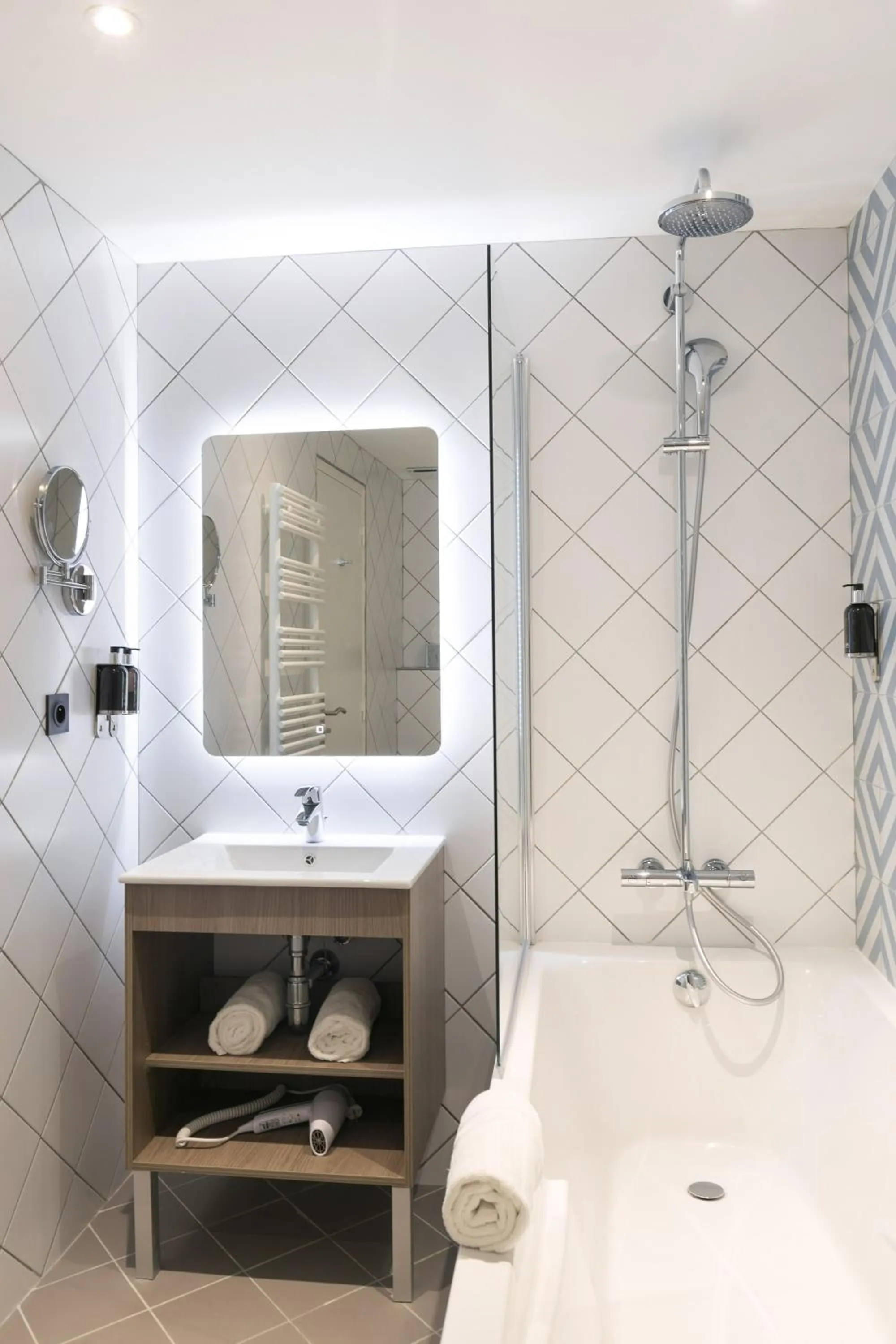 Bathroom in The Deck Hotel by Happyculture