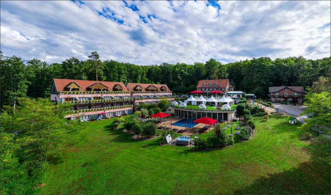 Property building in Les Violettes Hotel & Spa