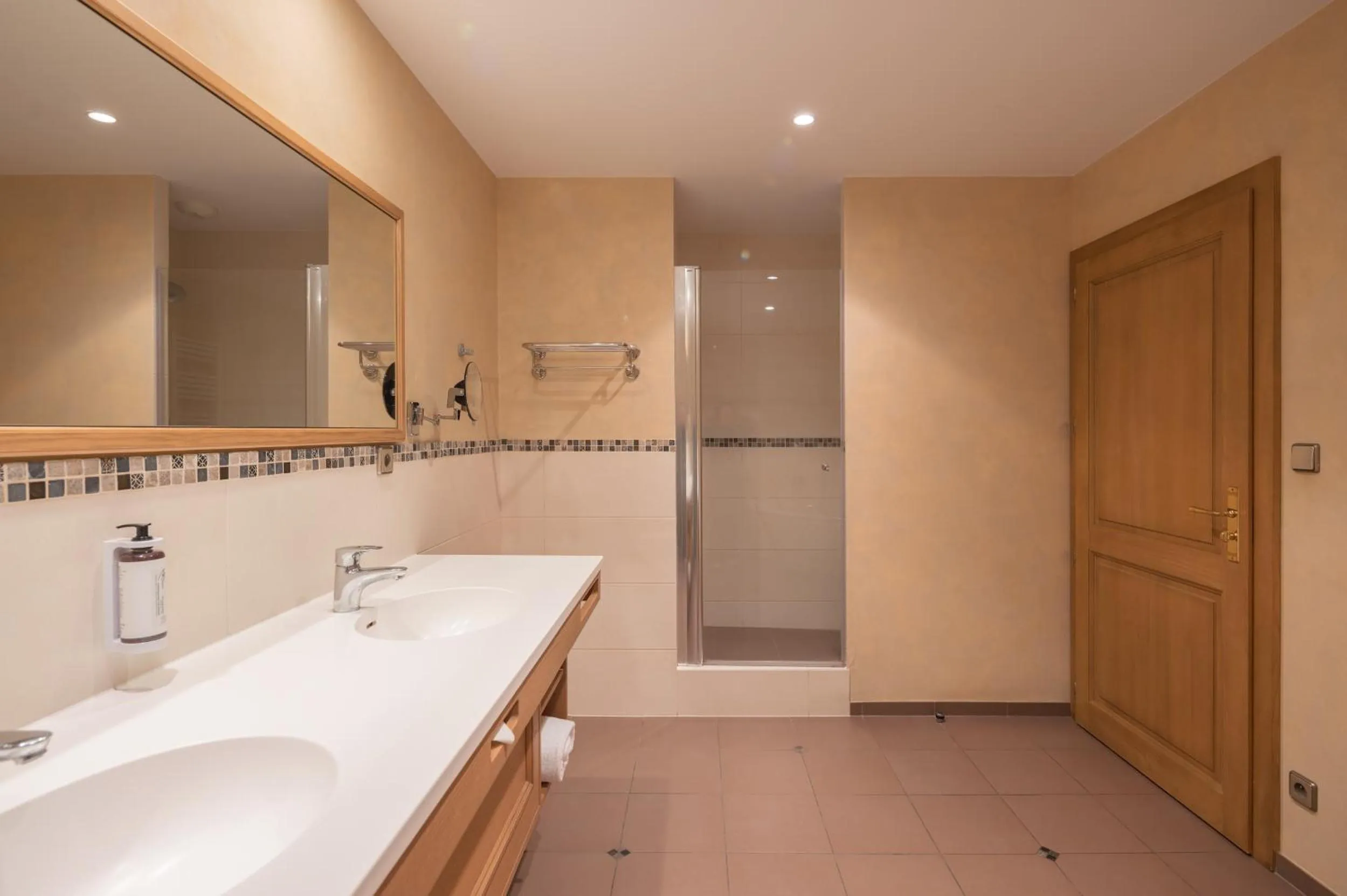 Les Violettes Hotel & Spa