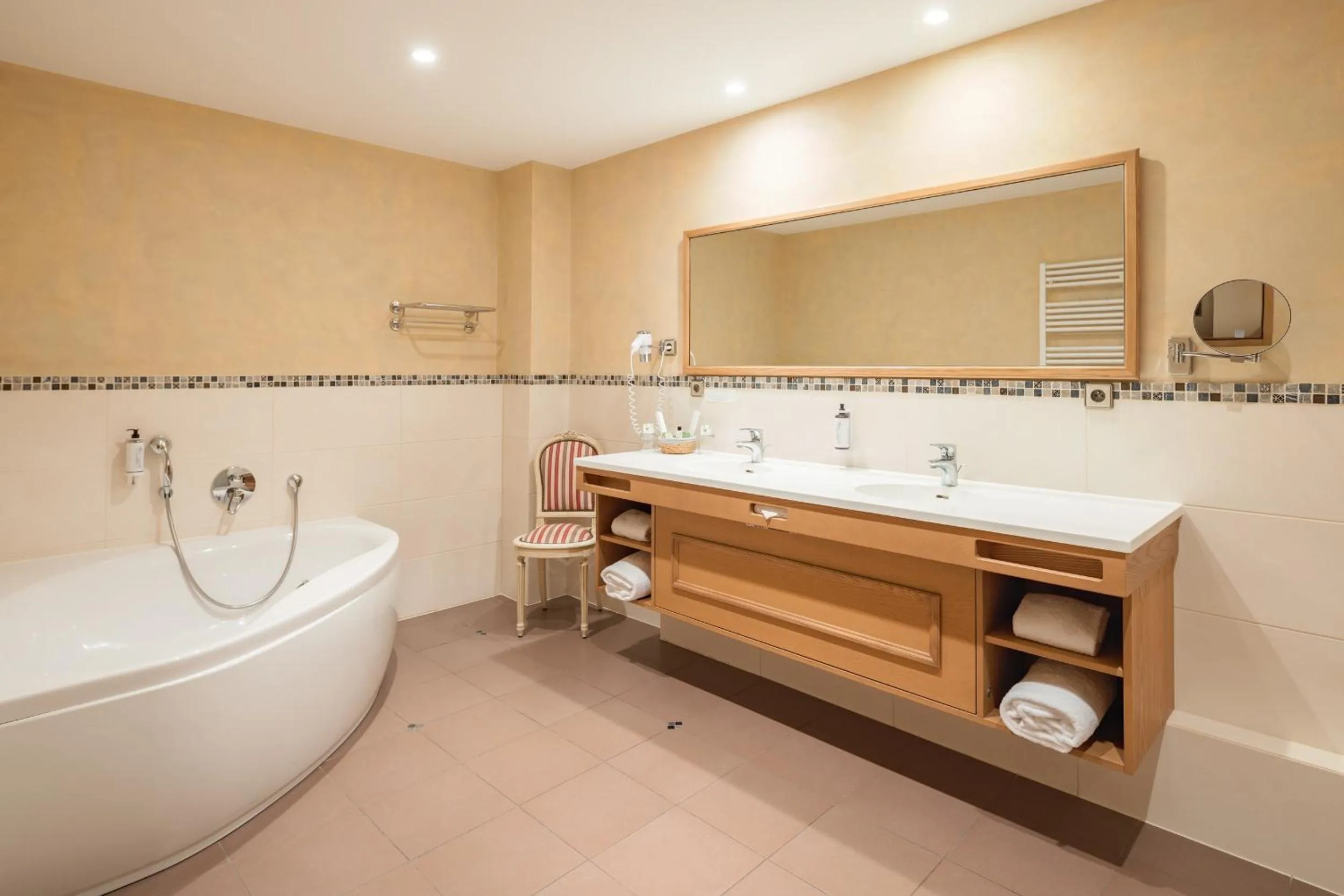 Les Violettes Hotel & Spa