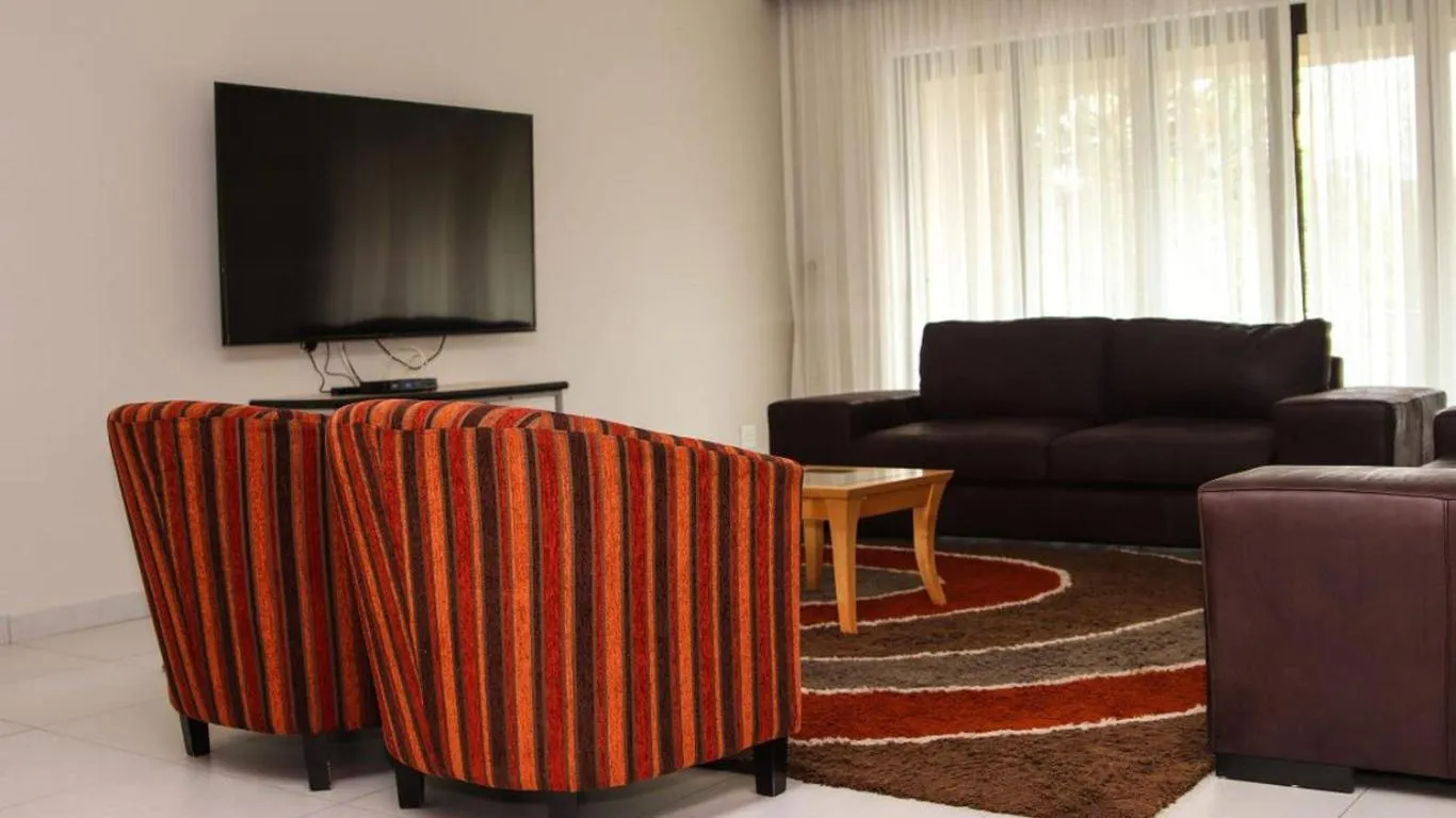 Seating area in Letsatsing Lodge