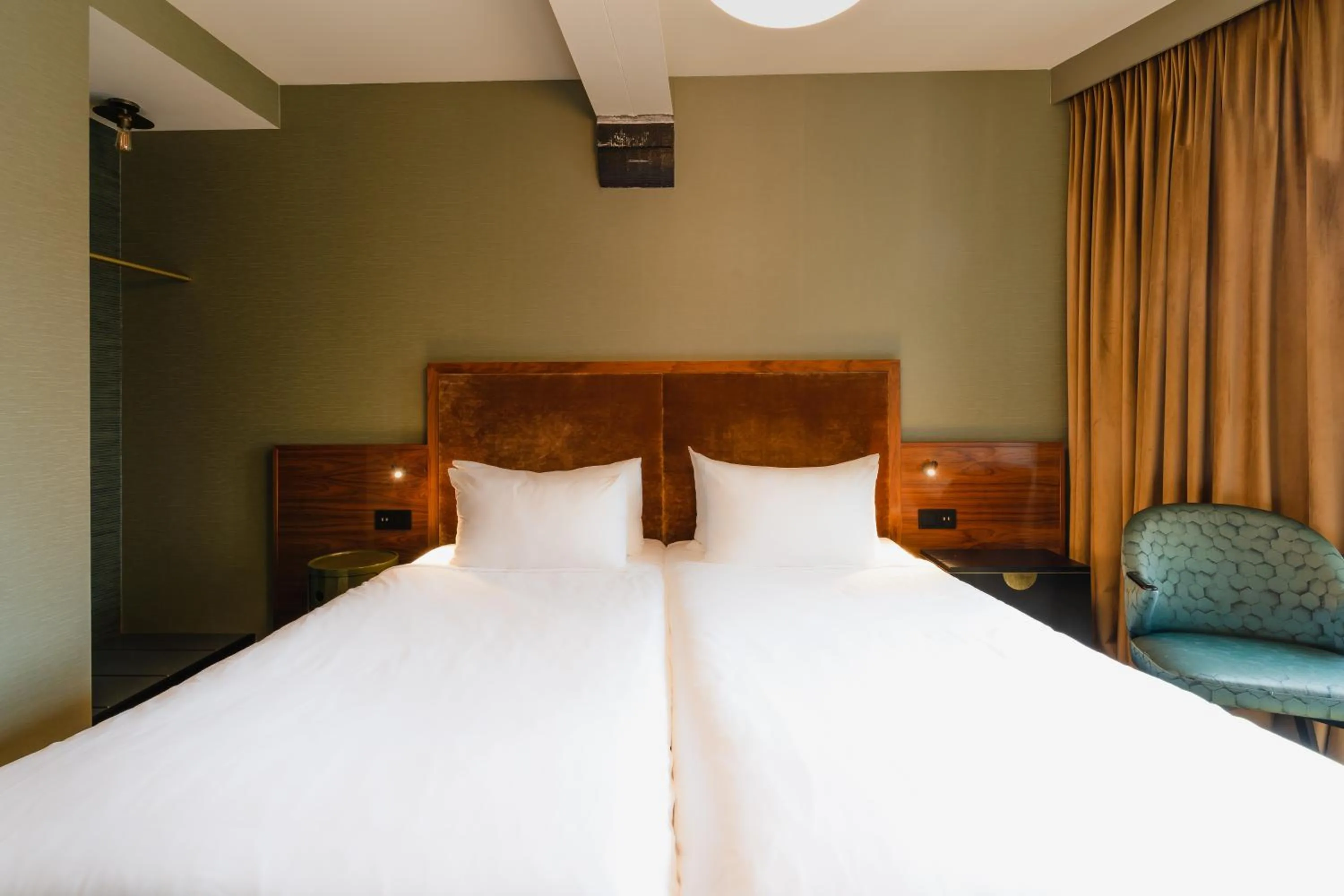 Bed in Hotel Mai Amsterdam