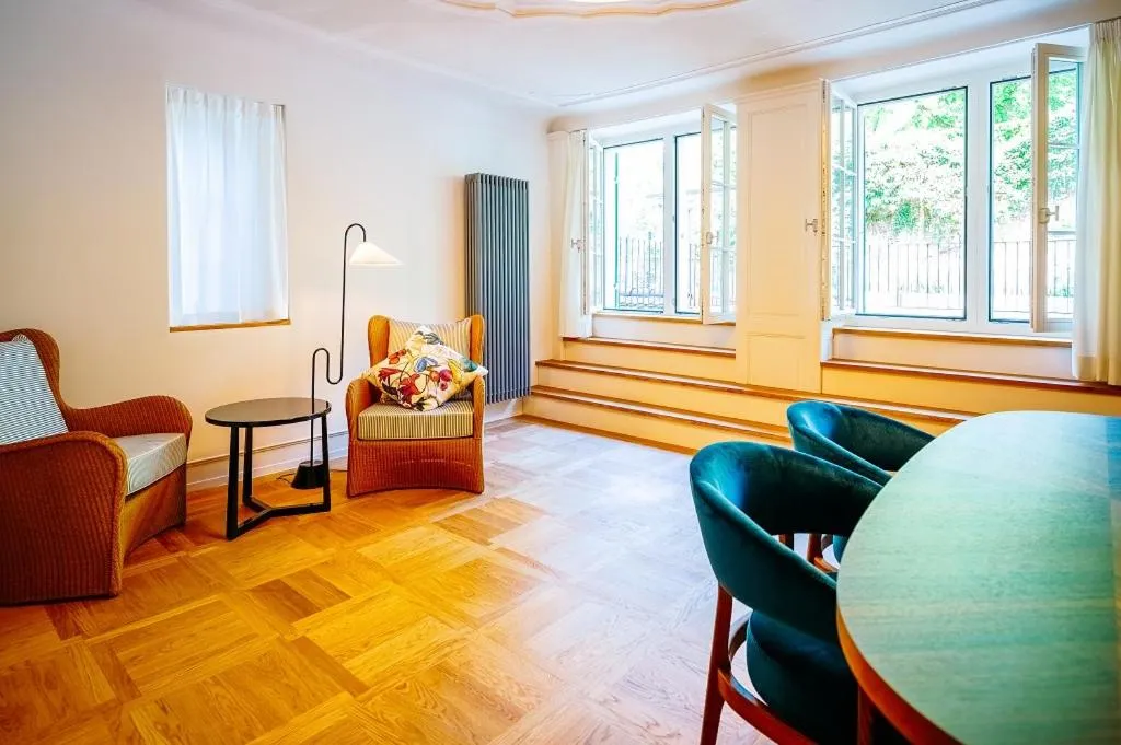 Living room in Luxury Residences by Widder Hotel