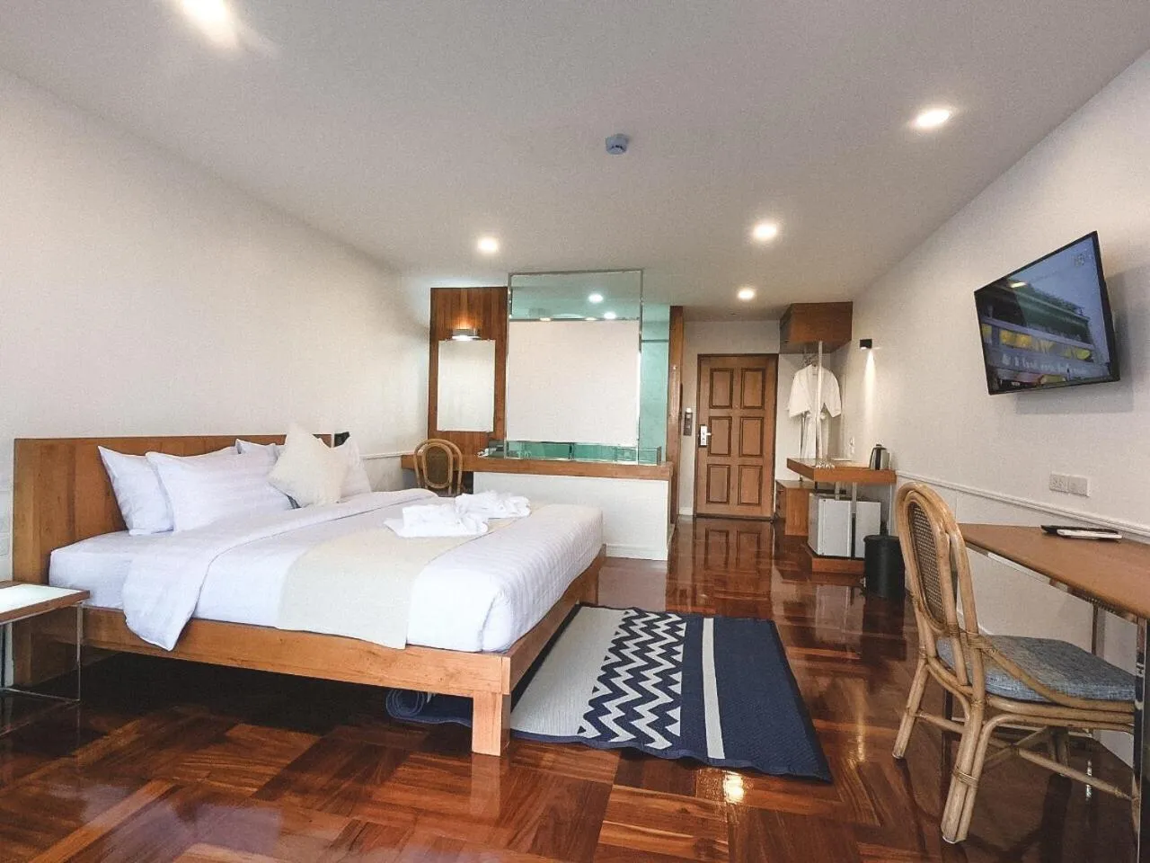 Photo of the whole room, Bed in The Chimes Chiangmai Old City