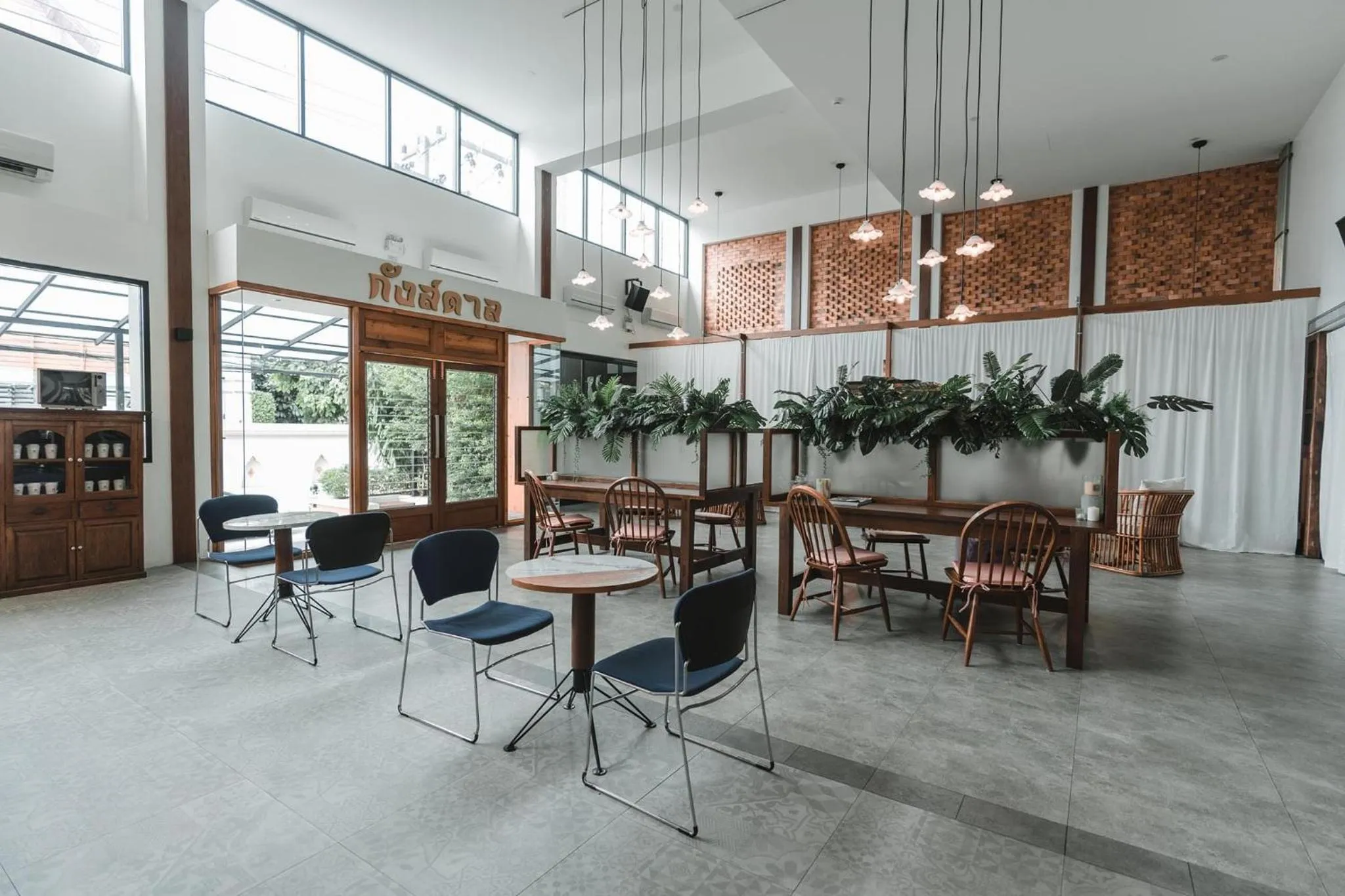 Food and drinks in The Chimes Chiangmai Old City