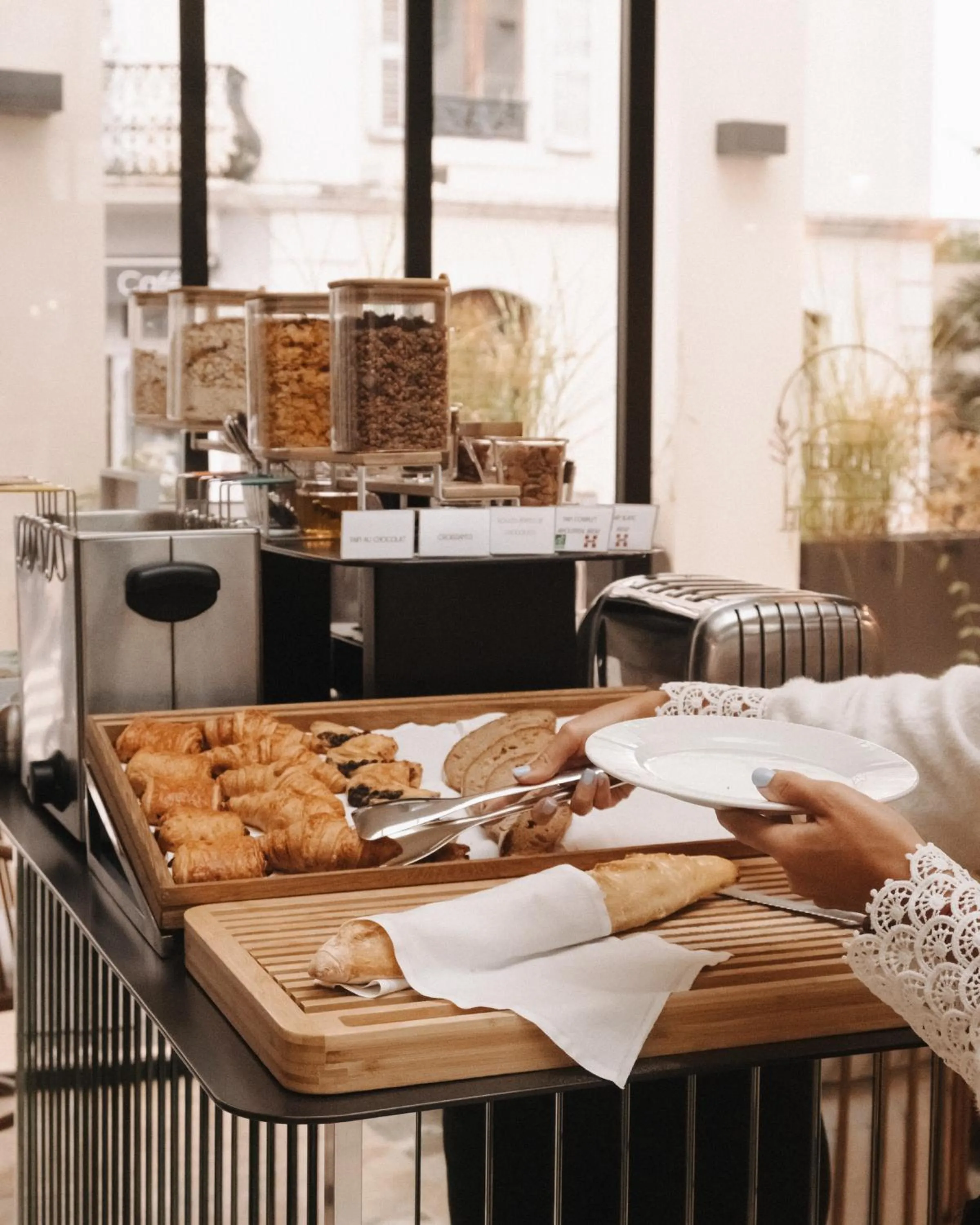 Breakfast in Grand Hôtel Du Parc - Teritoria