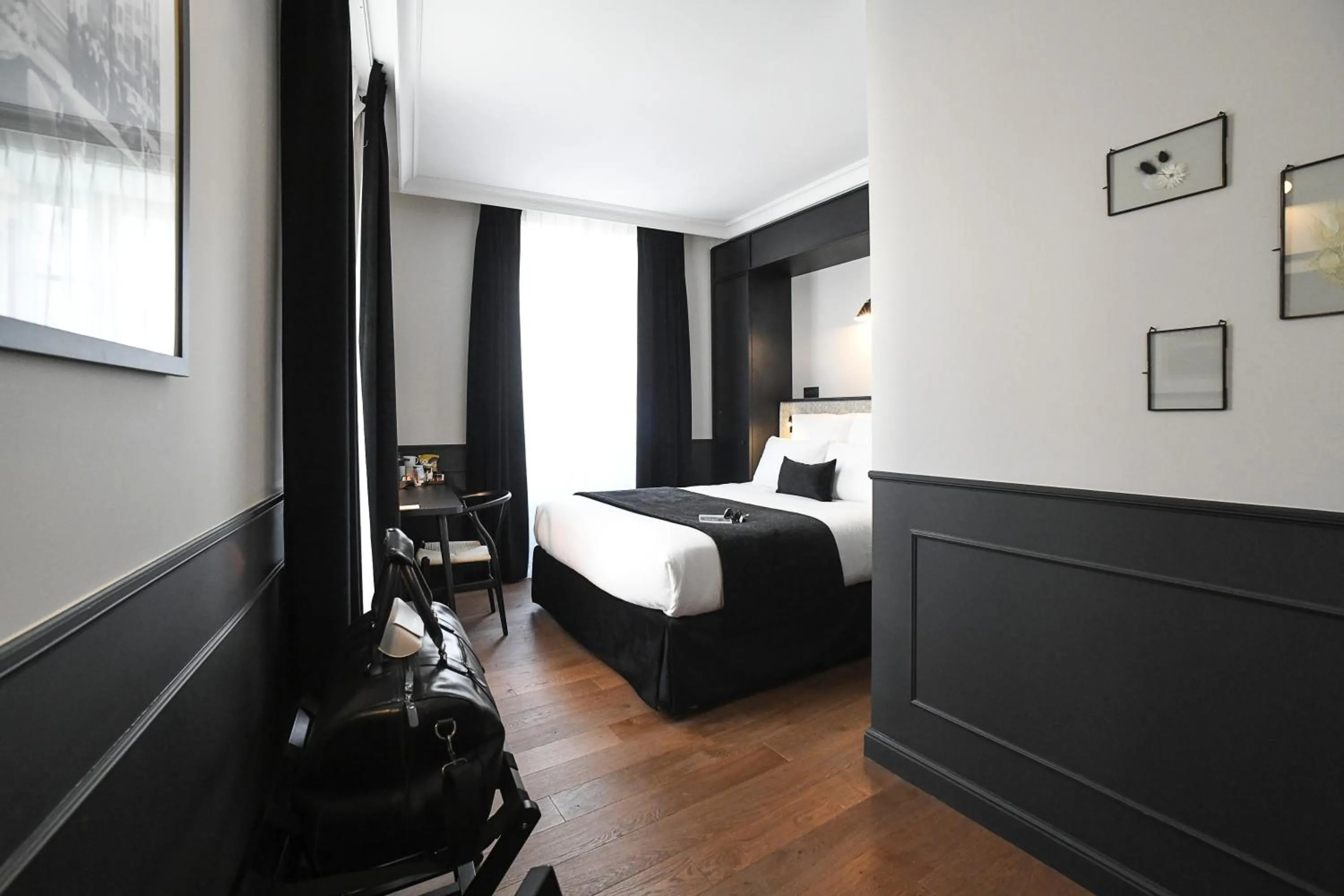 Bed in Grand Hôtel Du Parc - Teritoria