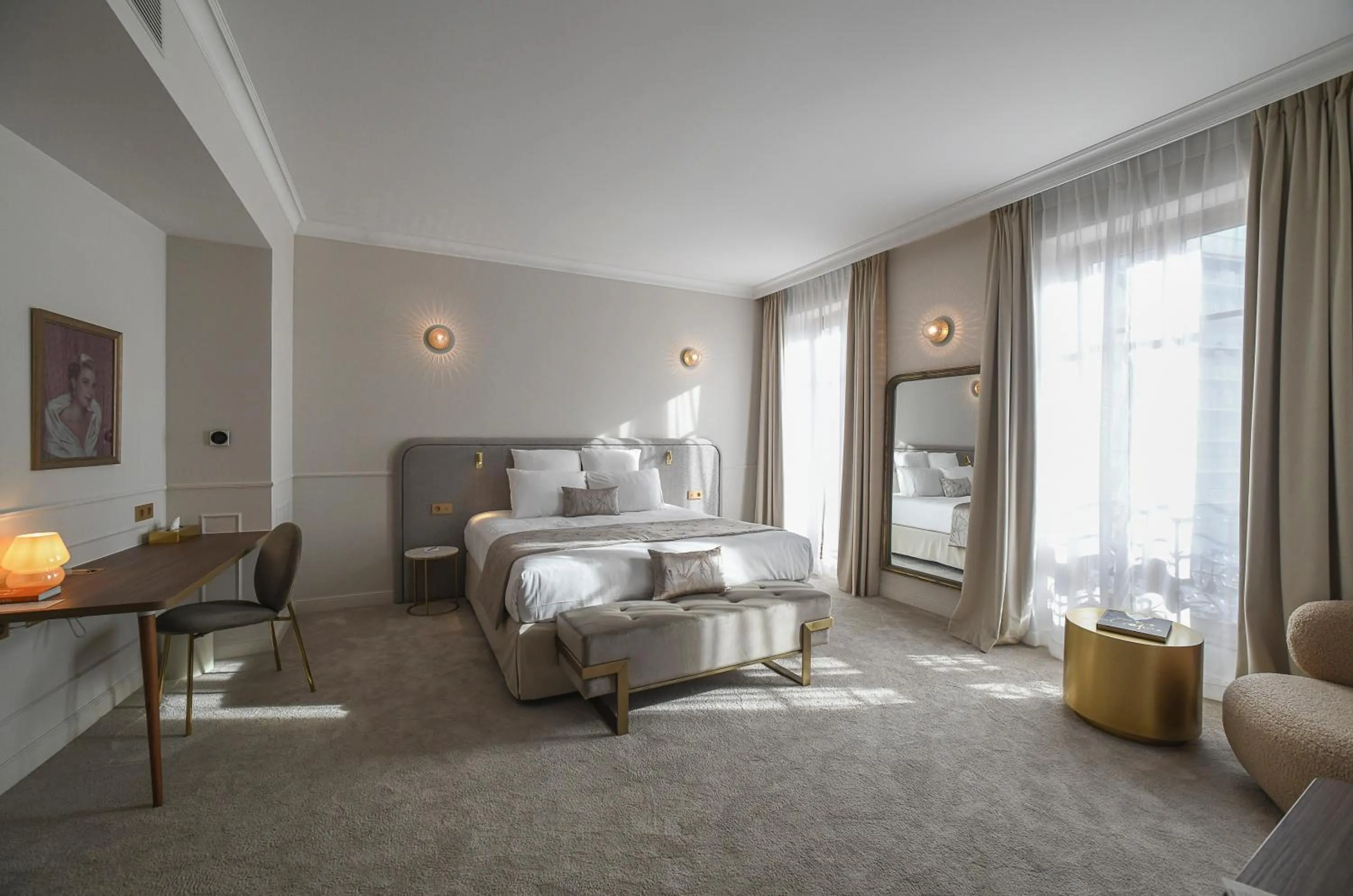 Bedroom, Bed in Grand Hôtel Du Parc - Teritoria