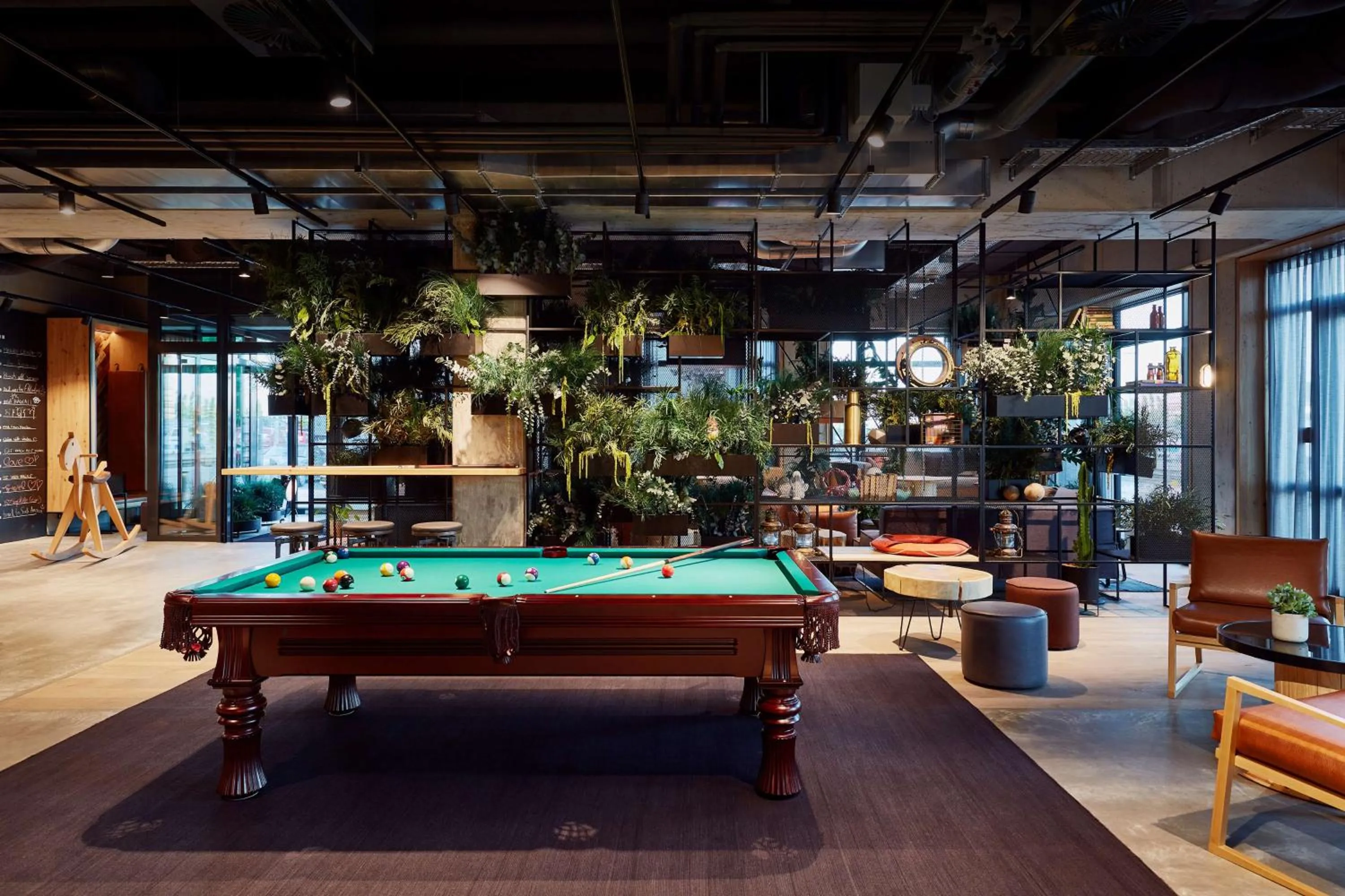 Lounge or bar in Me and All Hotel Kiel, by Hyatt