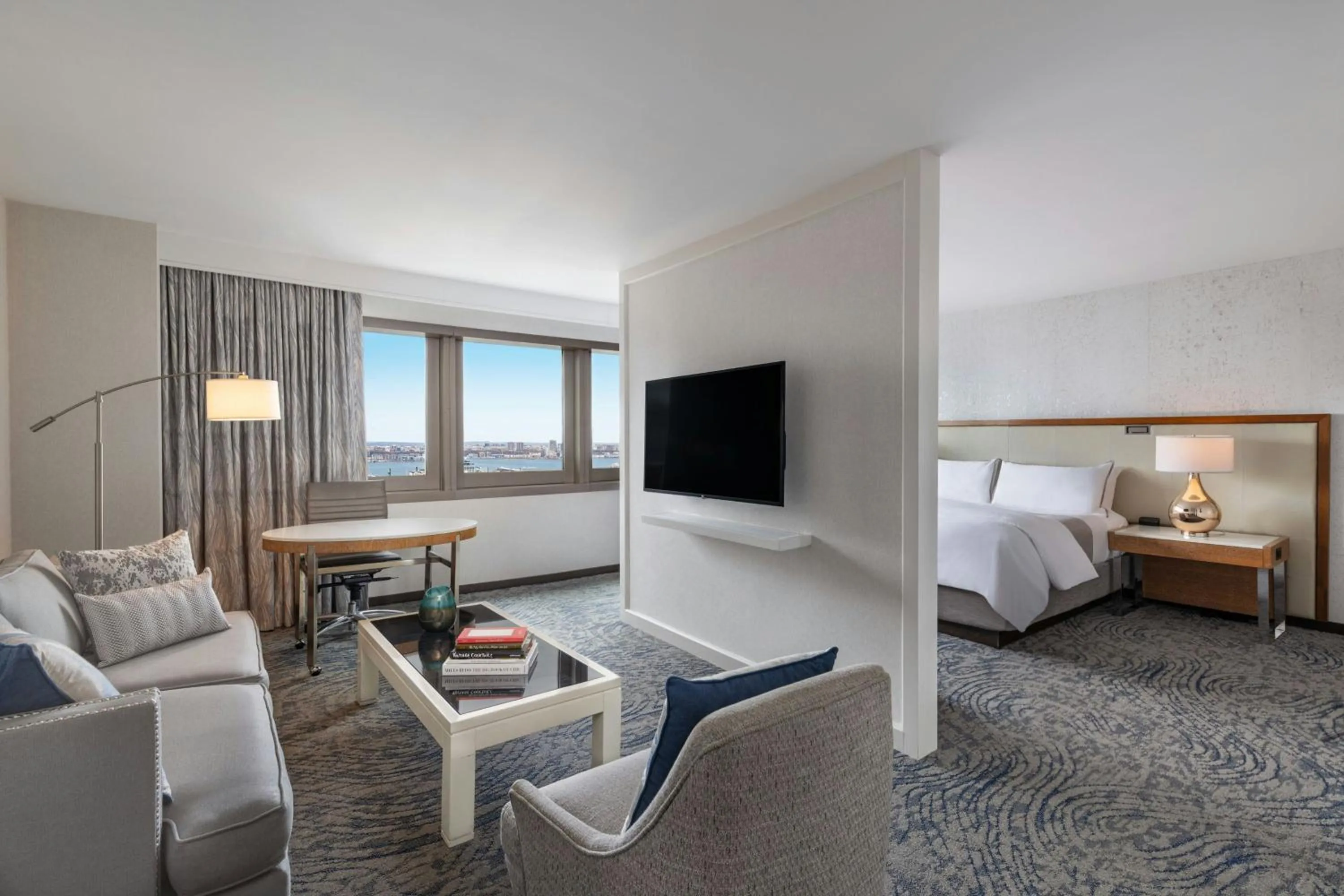 Photo of the whole room, Bed in The Westin New York at Times Square