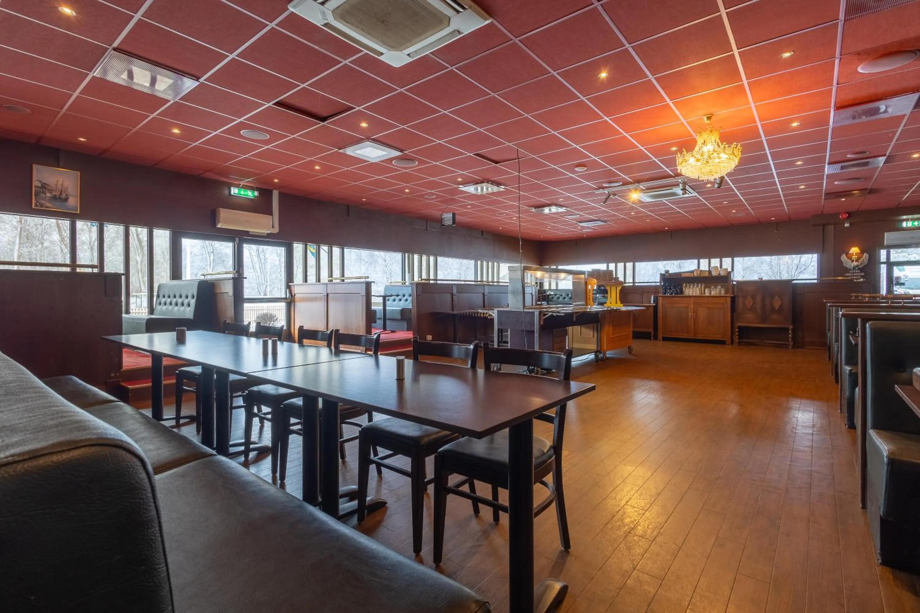 Restaurant/places to eat in Halmstad Hotel Apartments