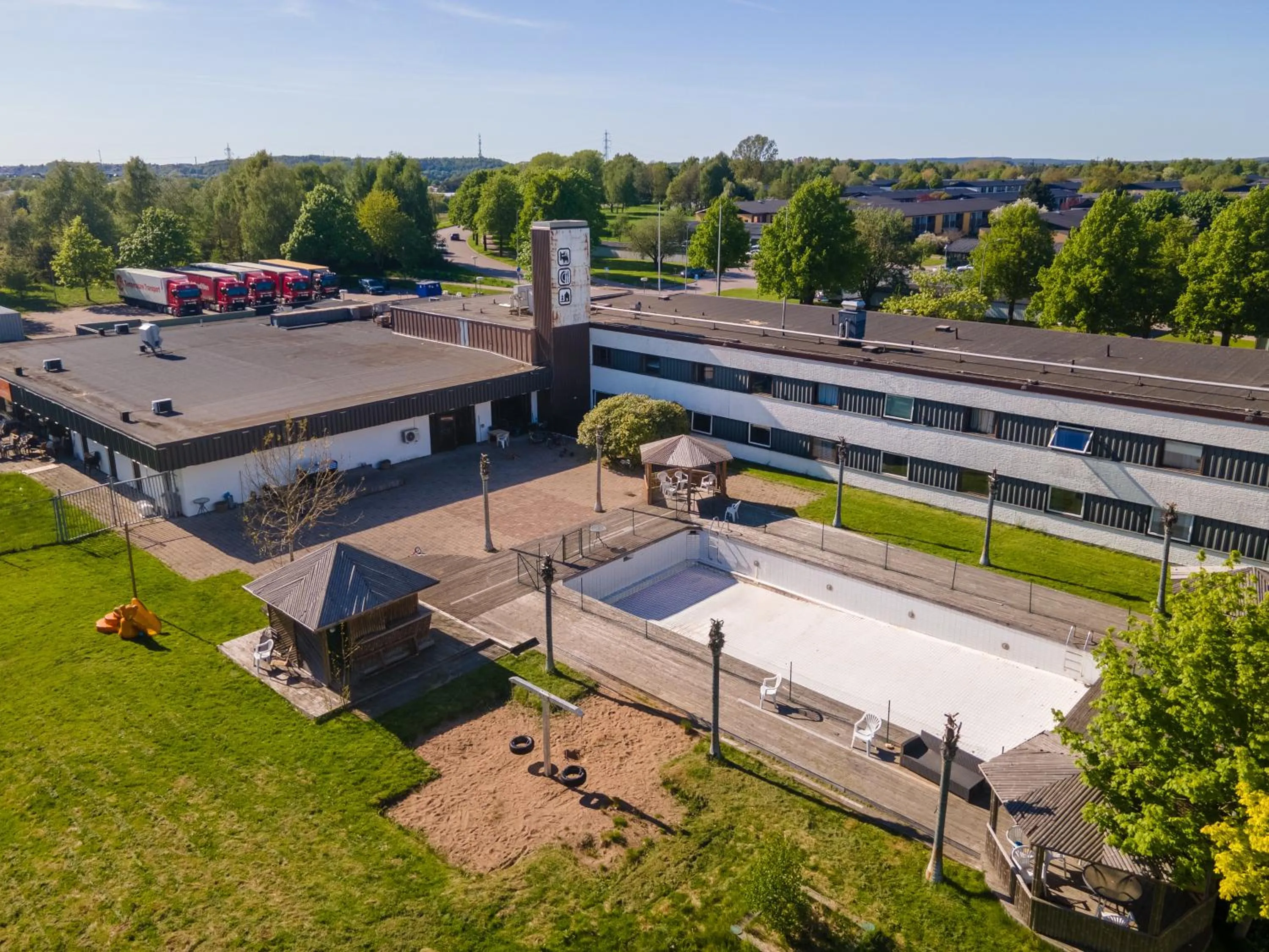 Property building in Halmstad Hotel Apartments