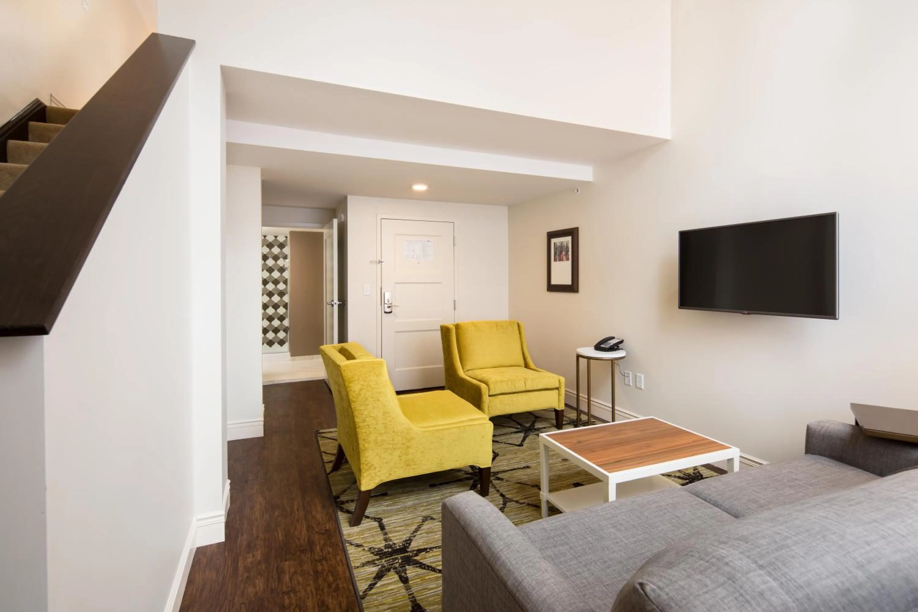 Bedroom in Hotel Indigo Baltimore Downtown by IHG