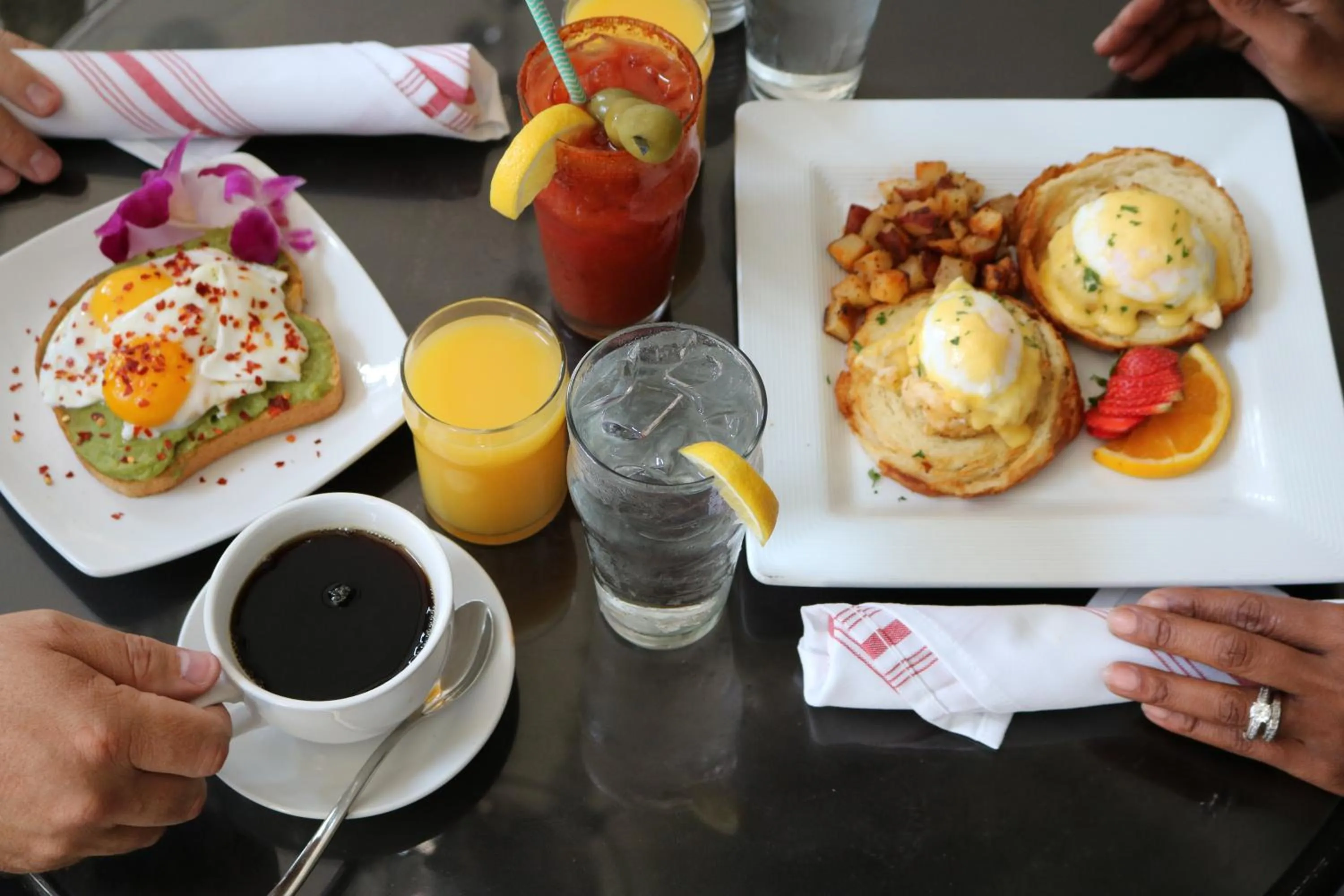 Restaurant/places to eat in Hotel Indigo Baltimore Downtown by IHG