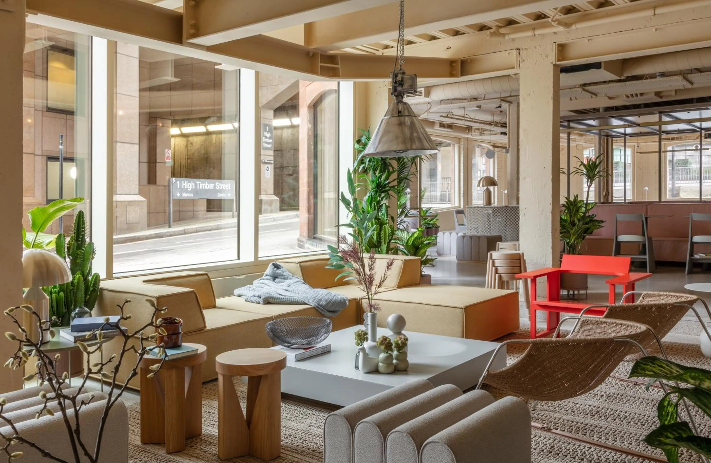 Restaurant/places to eat in Locke at Broken Wharf