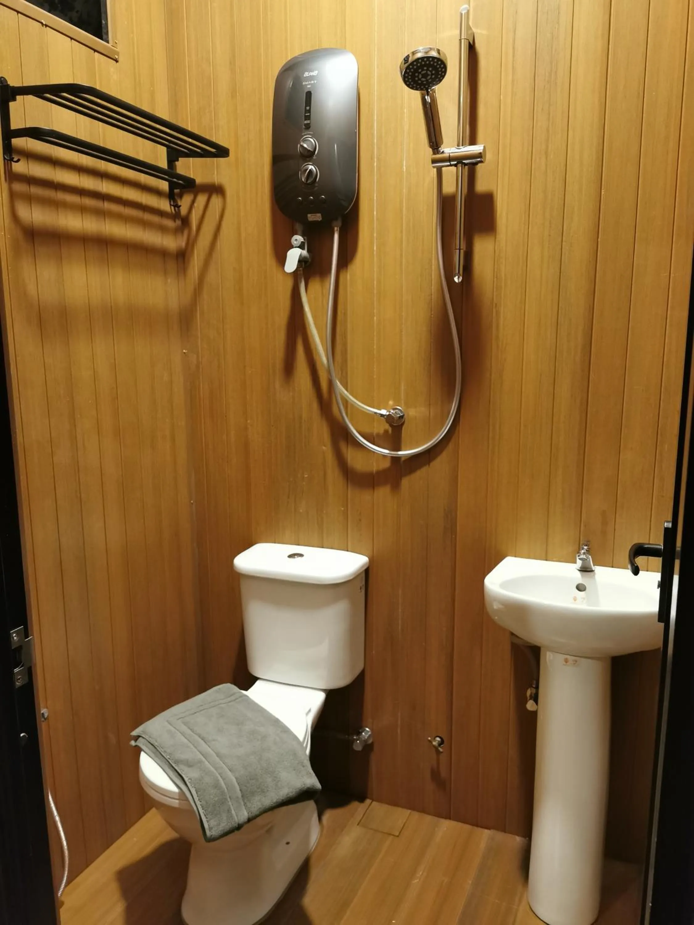 Tatami D'Tepi Laut - PANGKOR ISLAND