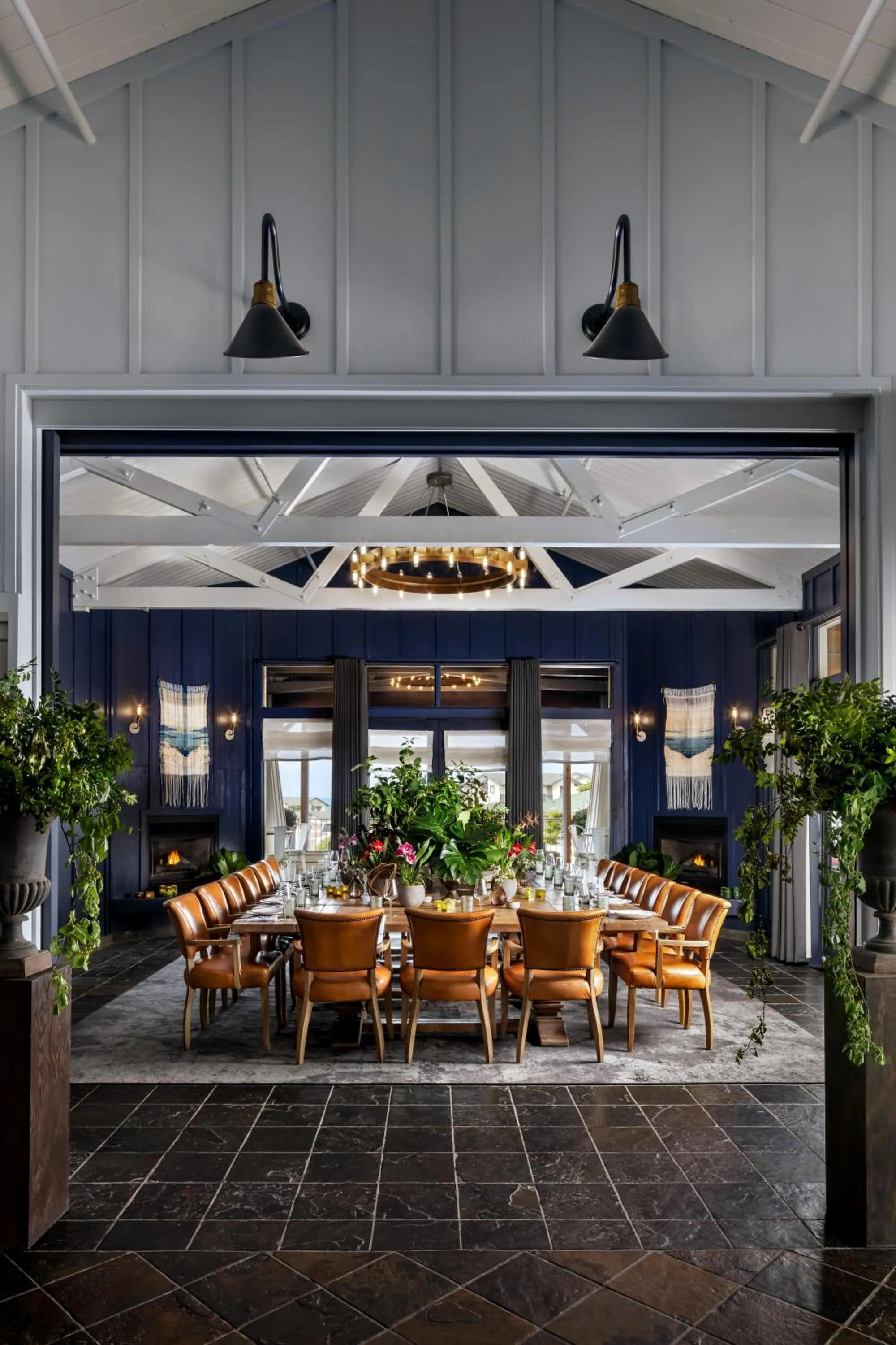 Restaurant/places to eat in Sanctuary Beach Resort