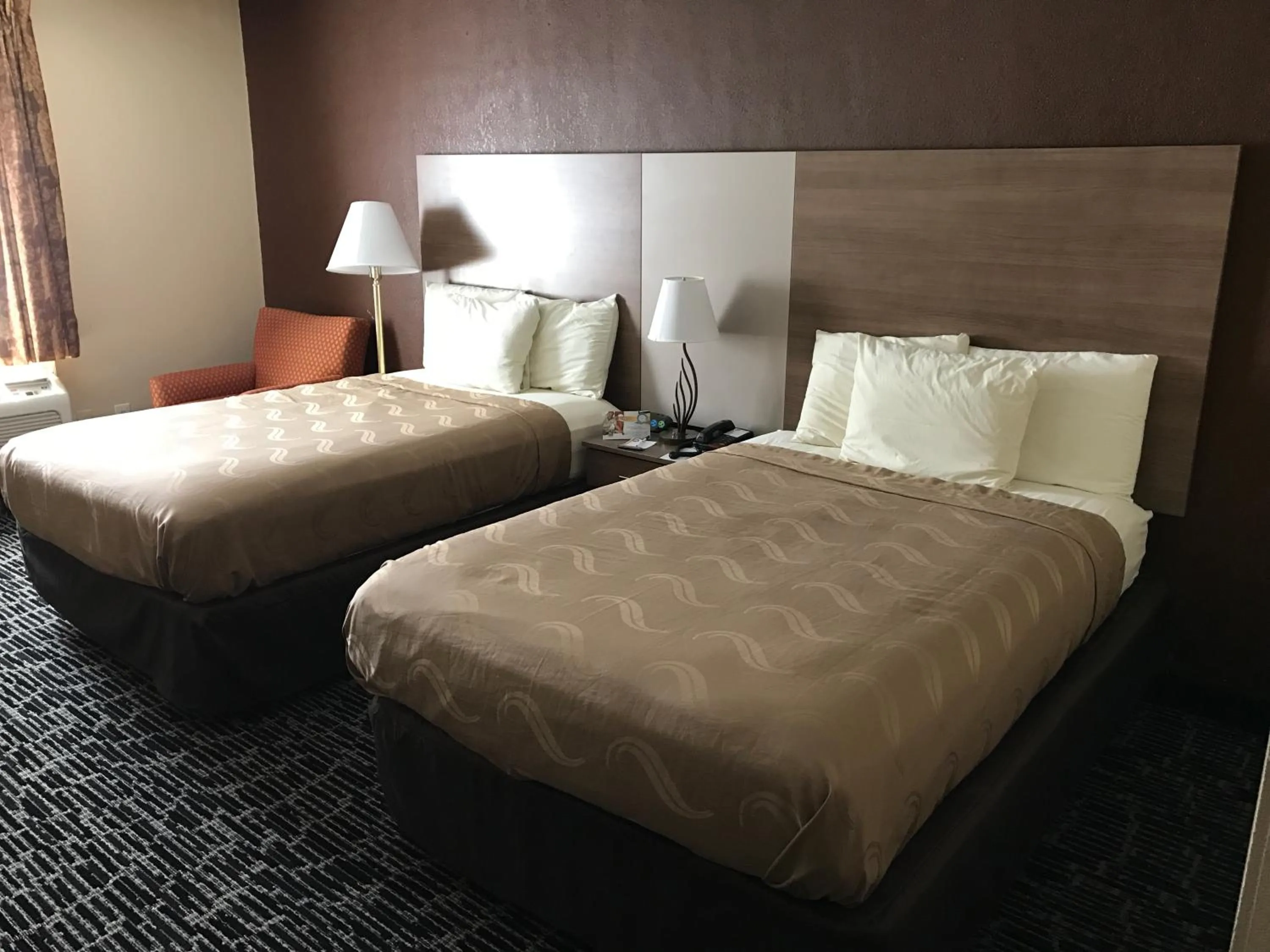 Bed in Quality Inn Near Pimlico Racetrack