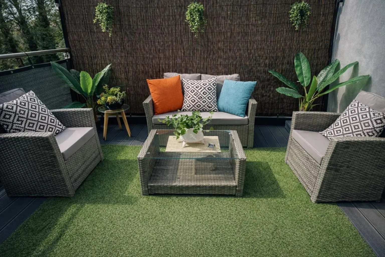 Patio in Margate Duplex with Private Terrace Air Conditioning The Duplex