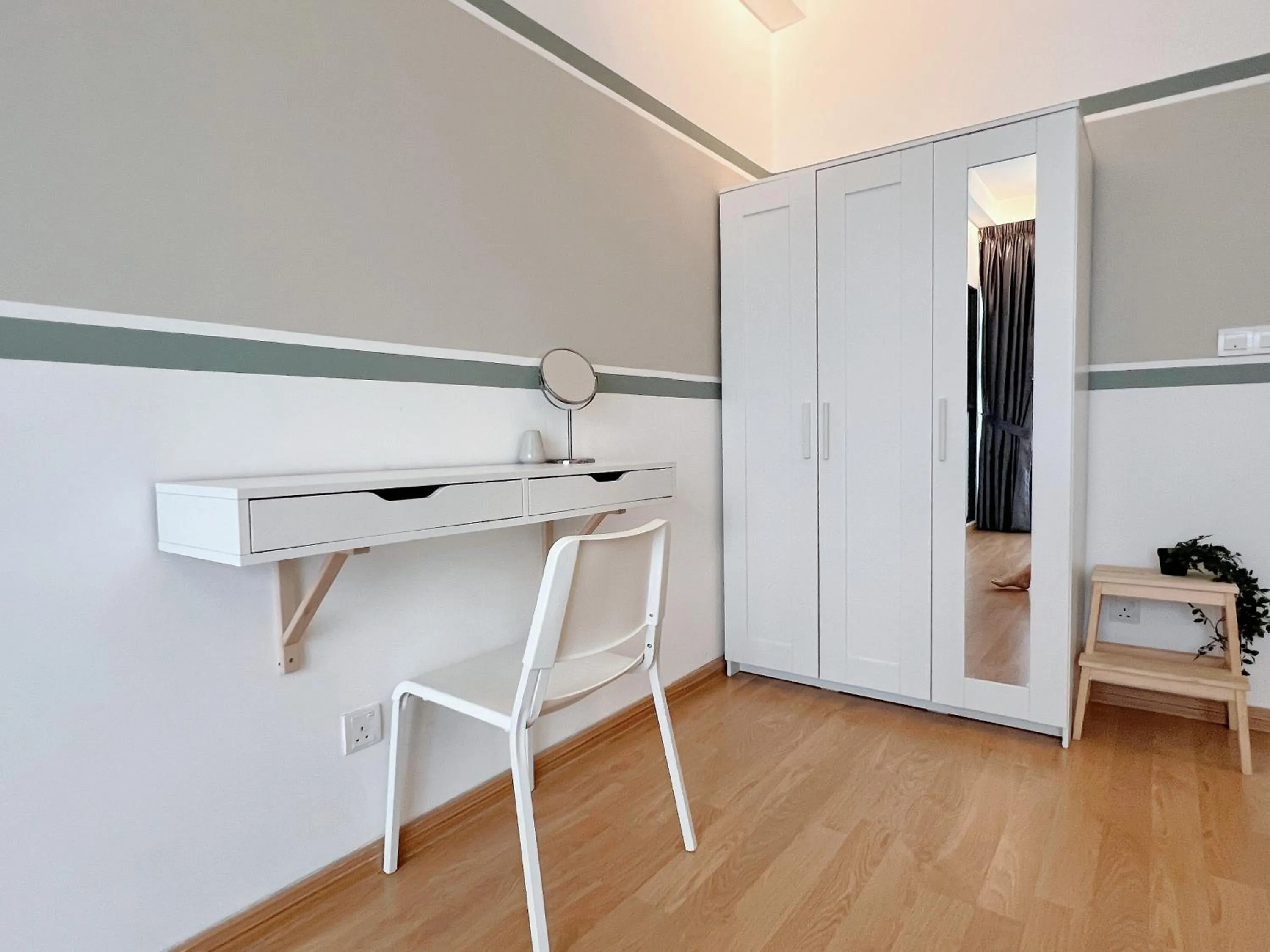 hair dresser in EkoCheras by MOKA at CHERAS