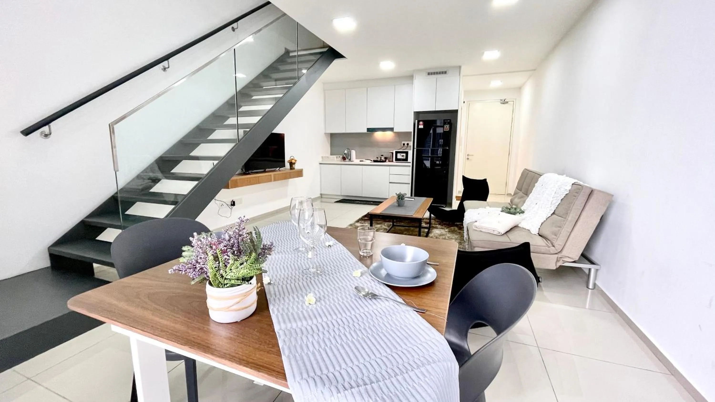 Living room in EkoCheras by MOKA at CHERAS