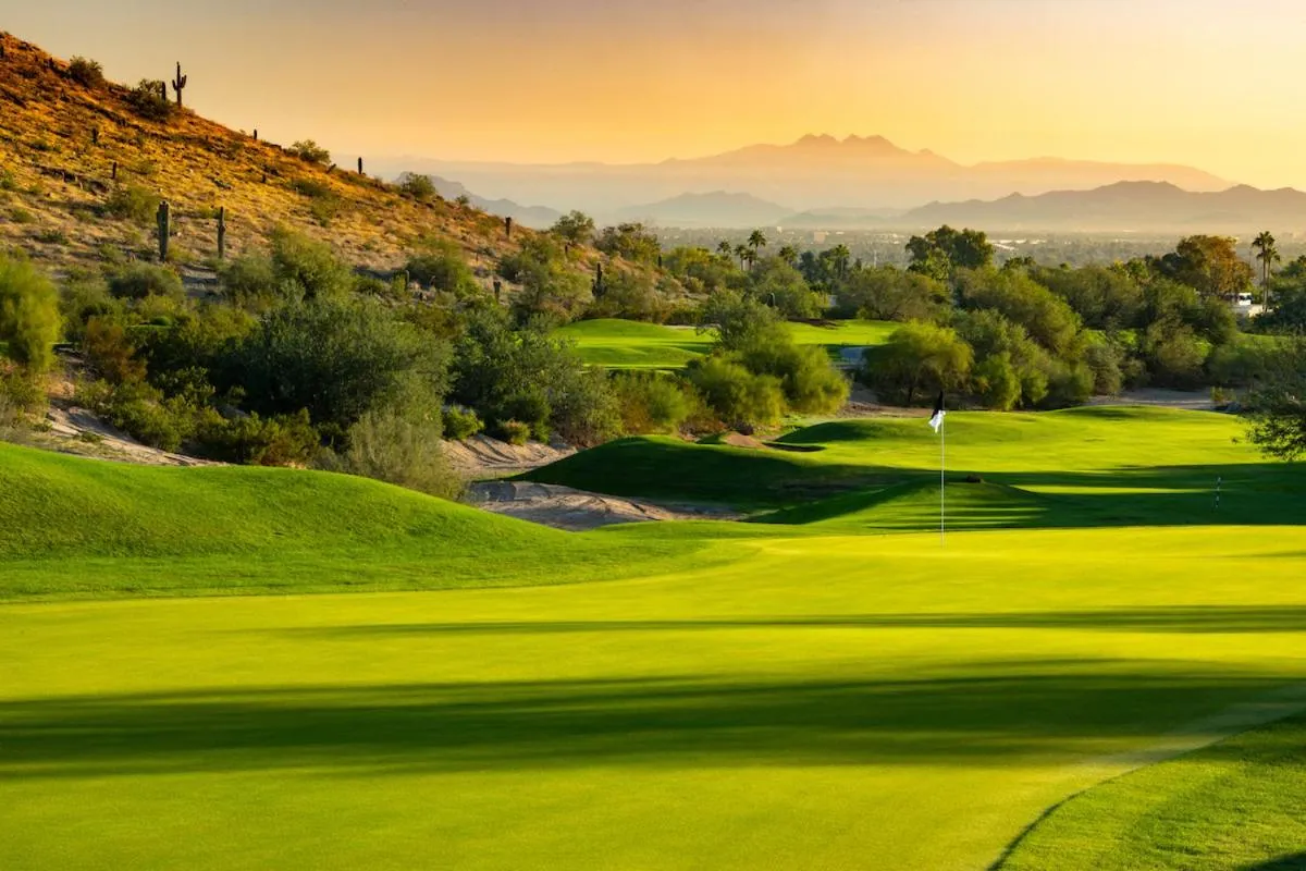 Golfcourse in Arizona Grand Resort